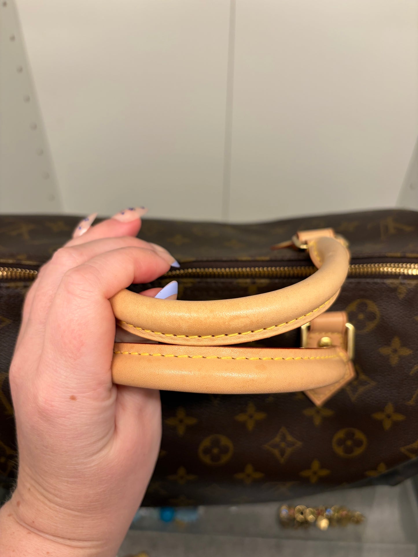 Louis Vuitton Speedy 30 Bandoulière Monogram w/COA Excellent Condition