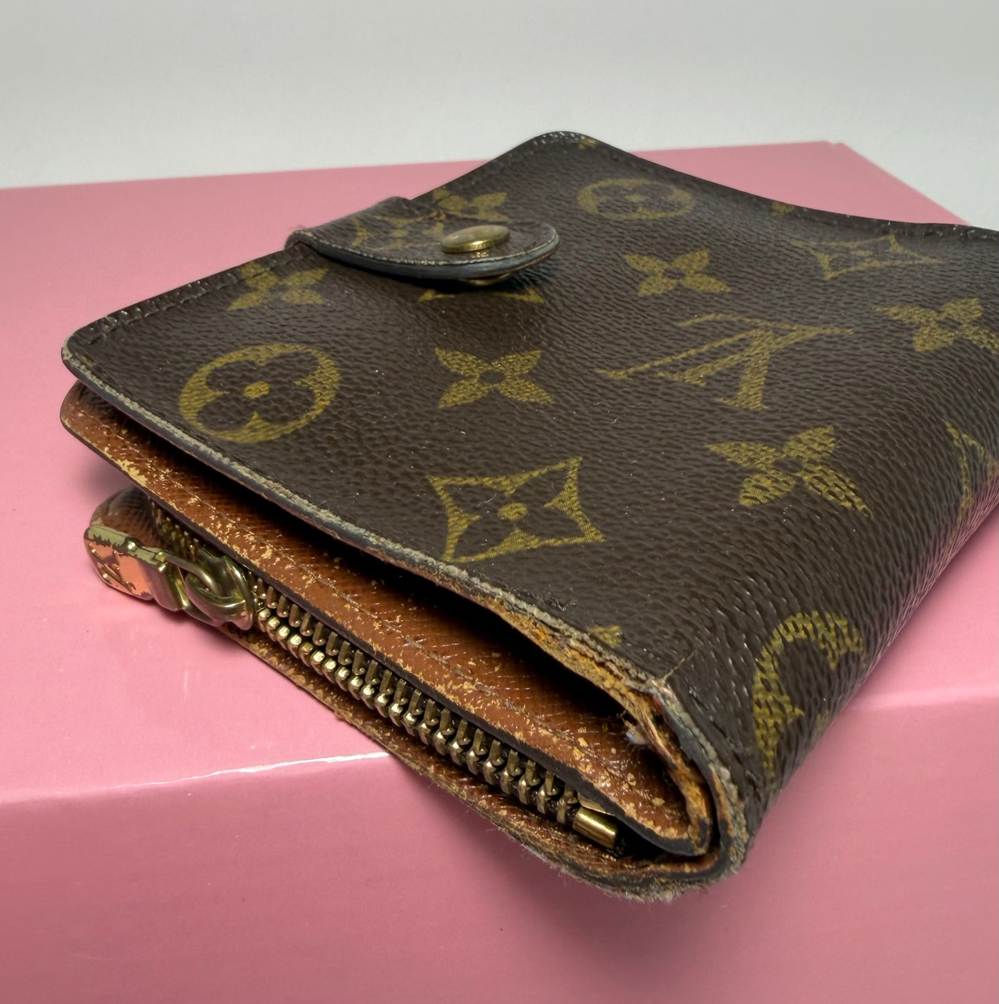 Louis Vuitton Zippy monogram compact wallet