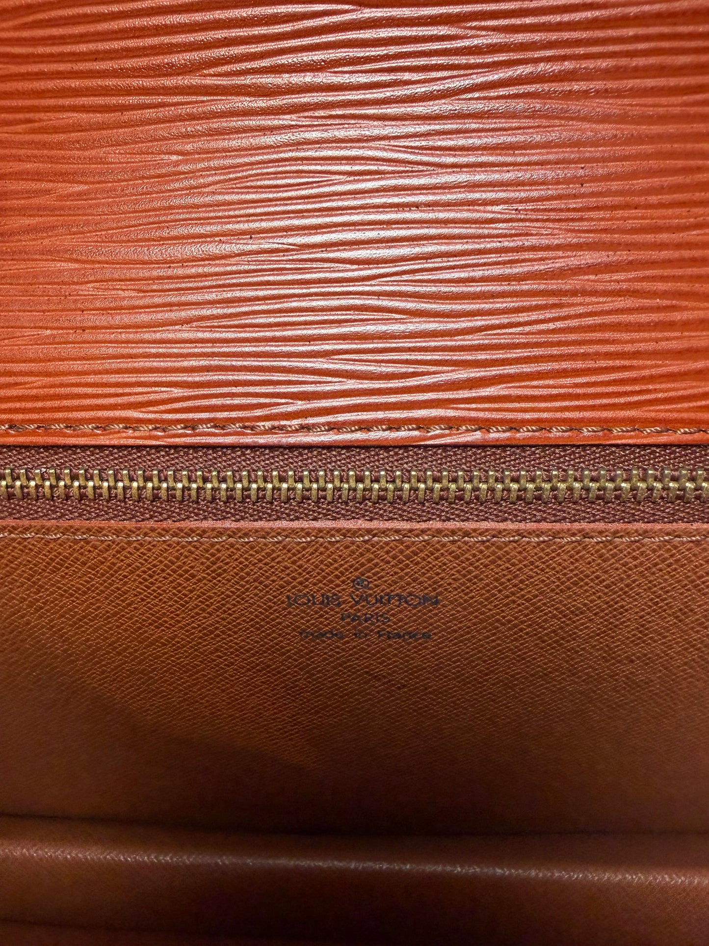 Louis Vuitton Pochette Sellier Draggone Clutch/Wristlet Kenyan Fawn Brown Epi Leather