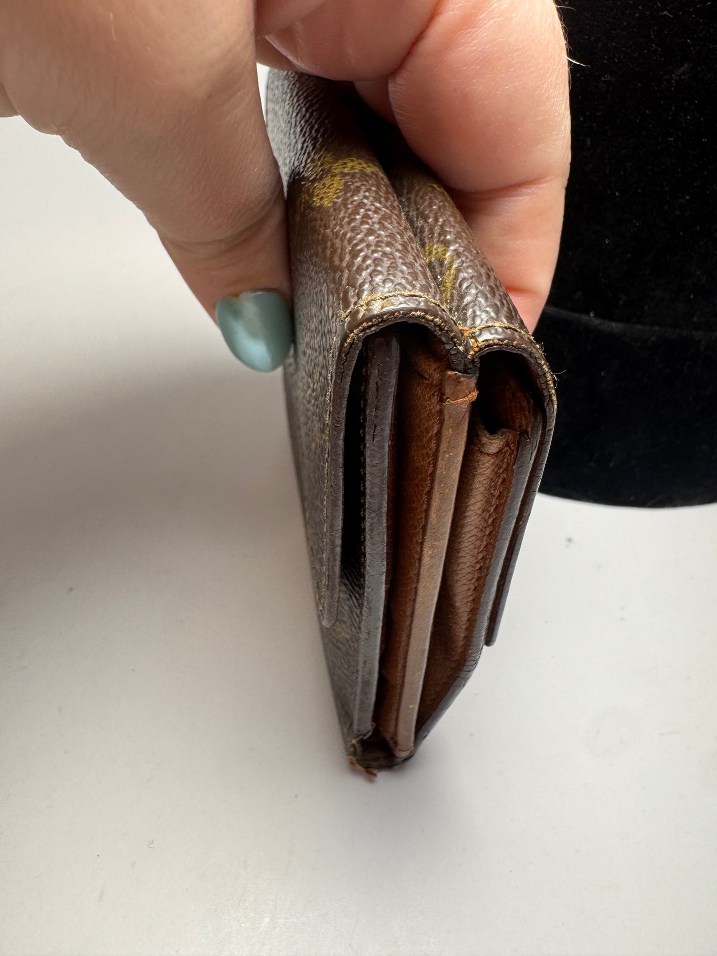 Louis Vuitton Elise Monogram Trifold Wallet