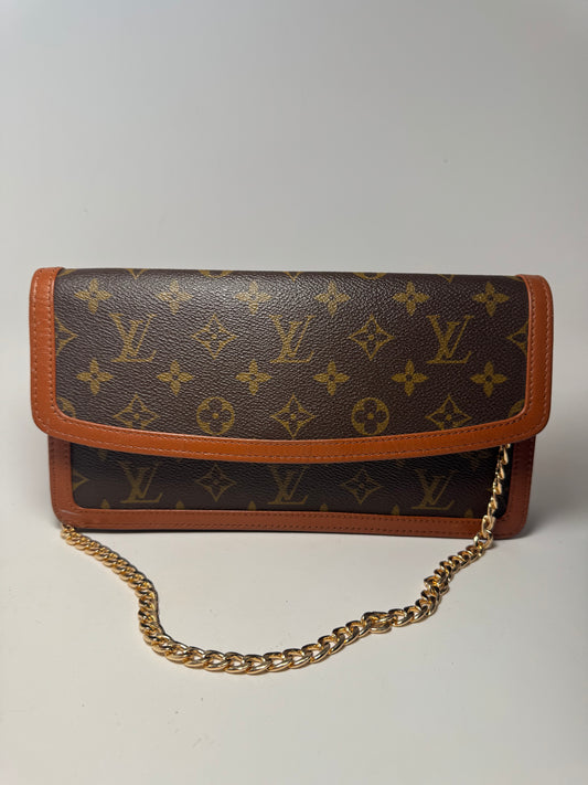 Louis Vuitton Pochette Dame Clutch PM in Monogram