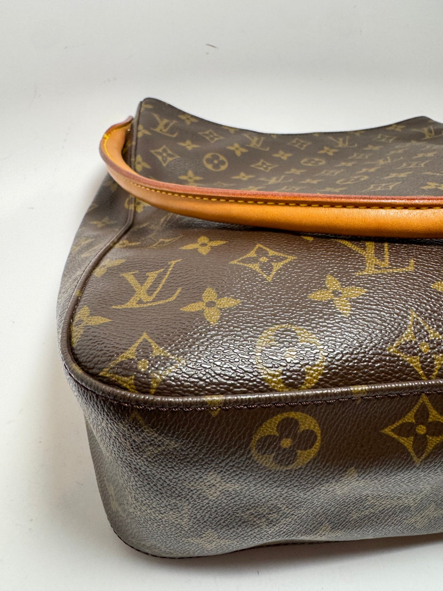 Louis Vuitton Looping GM Monogram