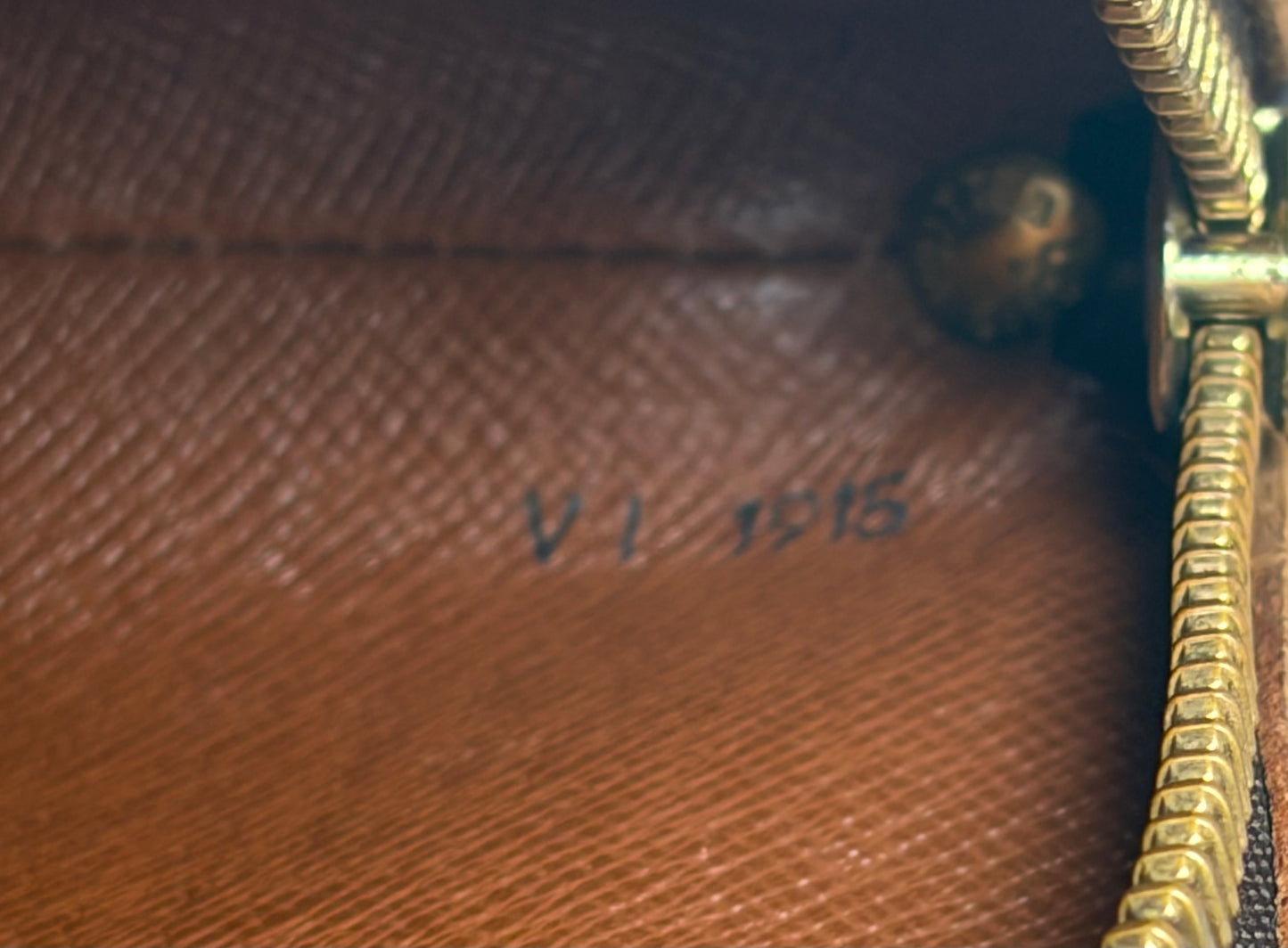 Louis Vuitton Drout Crossbody/Shoulder Bag