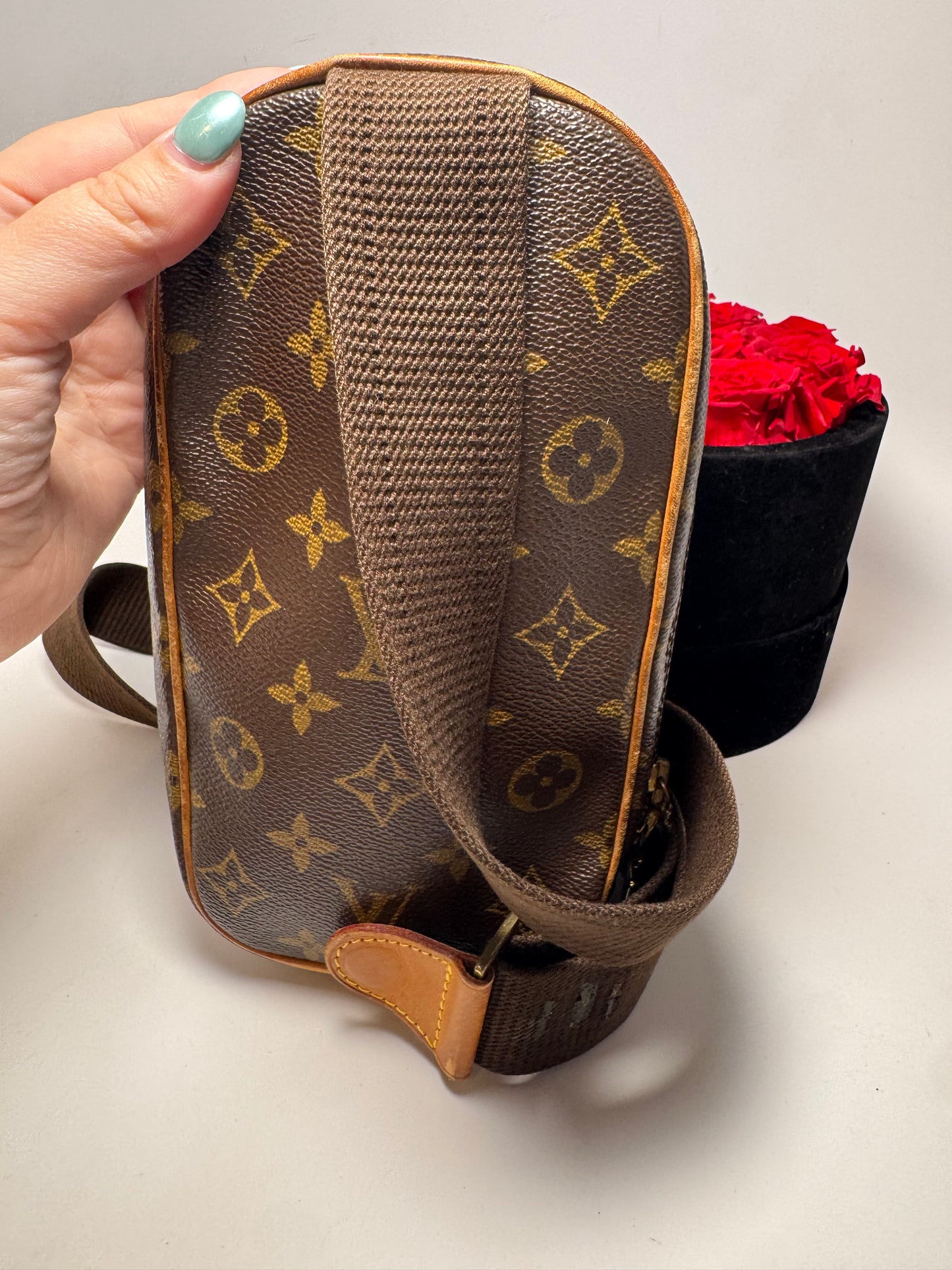 Louis Vuitton Pochette Gange Monogram Bum Bag/Sling Bag