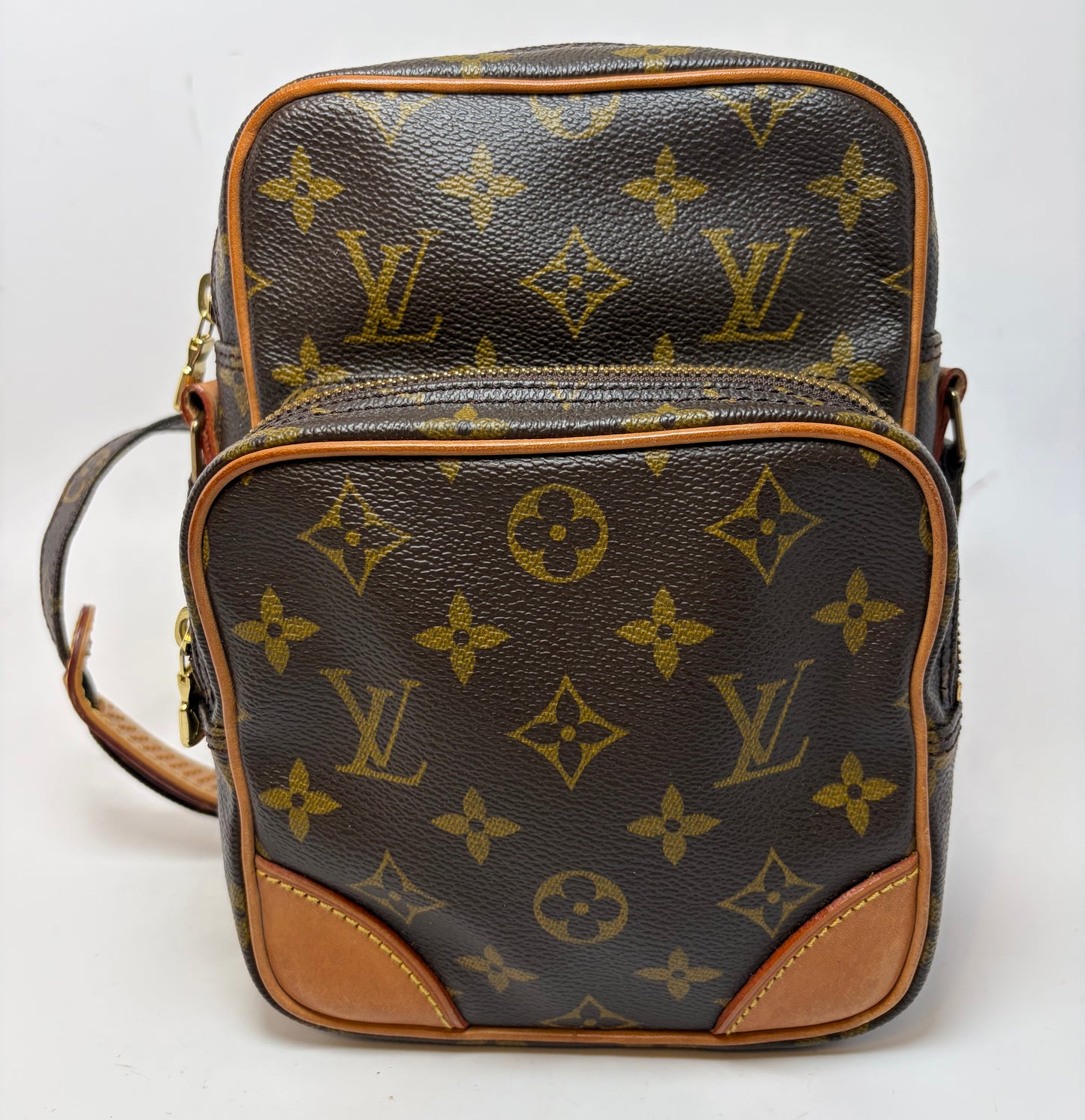 Louis Vuitton Amazon Crossbody Monogram