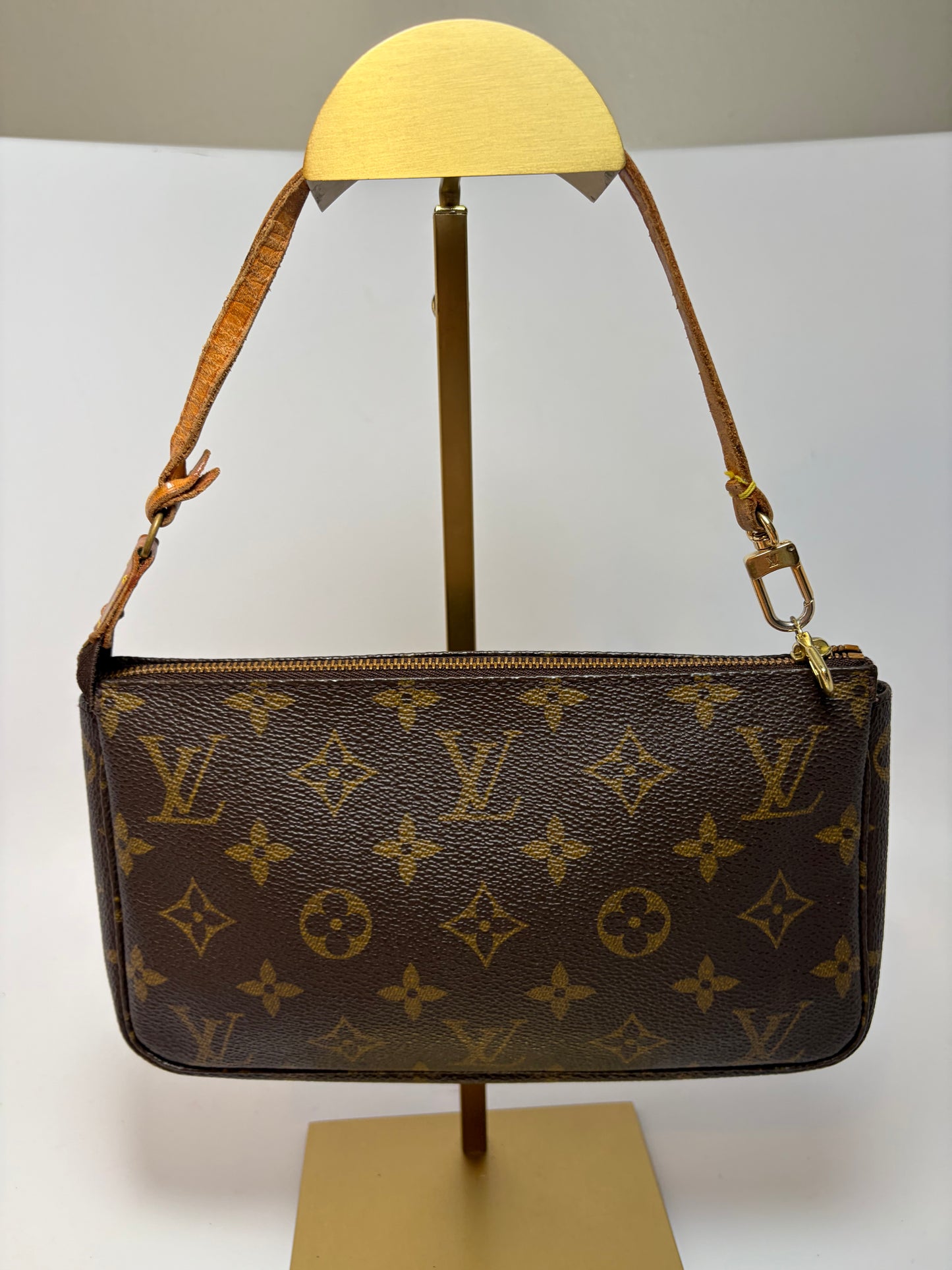 Louis Vuitton Pochette Accessories Monogram