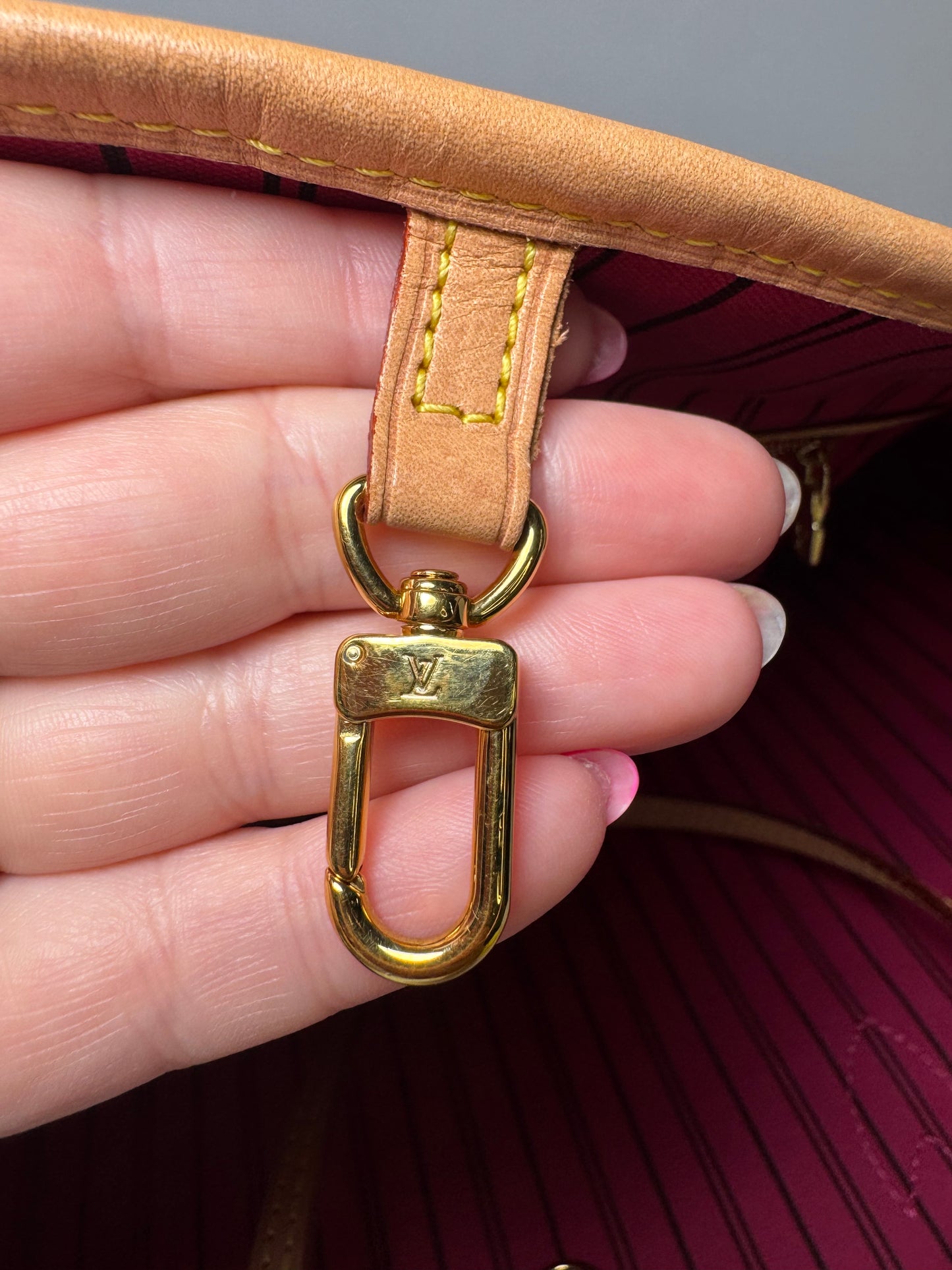 Louis Vuitton Neverfull MM Monogram Pivoine Interior – 2020 France