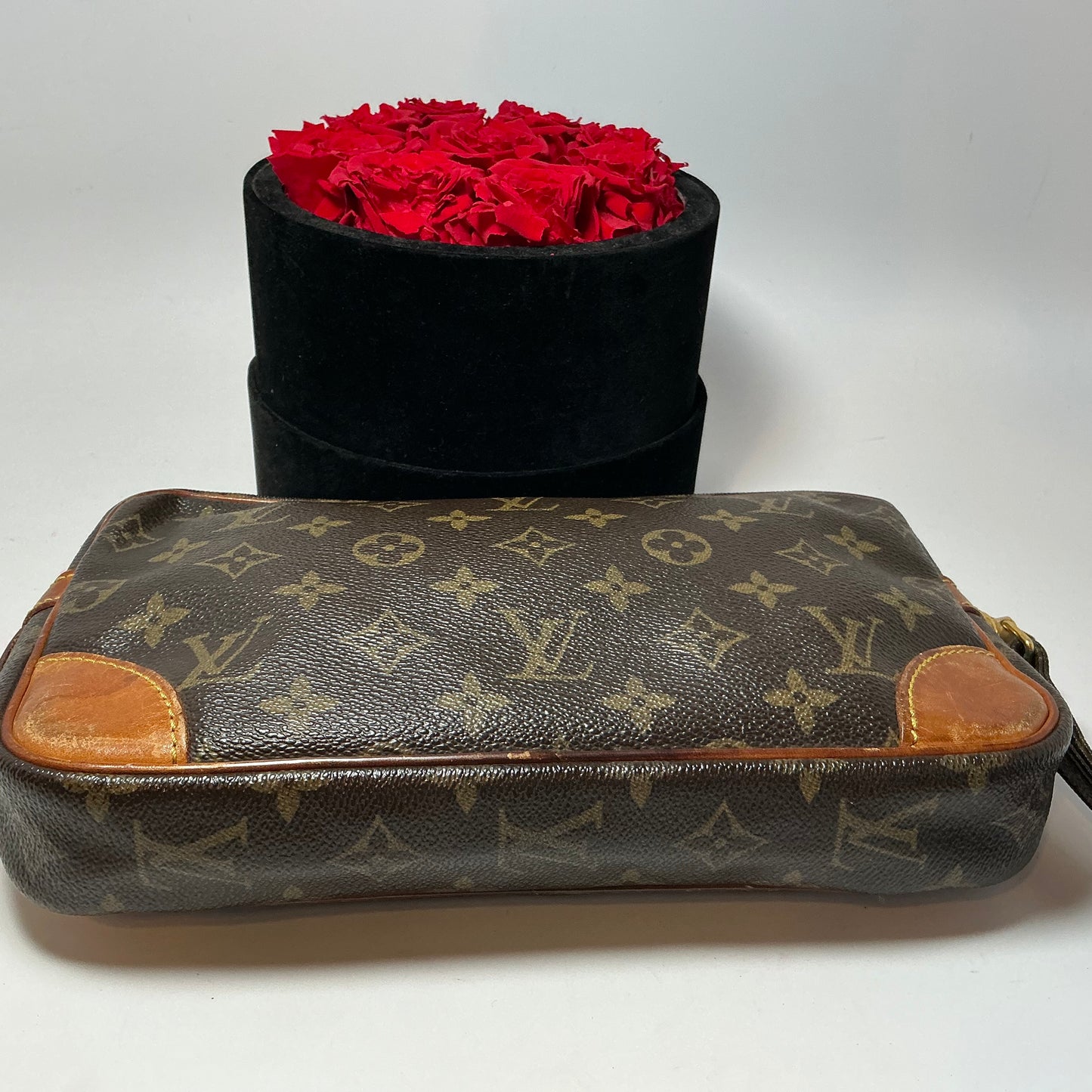 Louis Vuitton Marley Draggone Clutch Monogram Travel Bag/Clutch