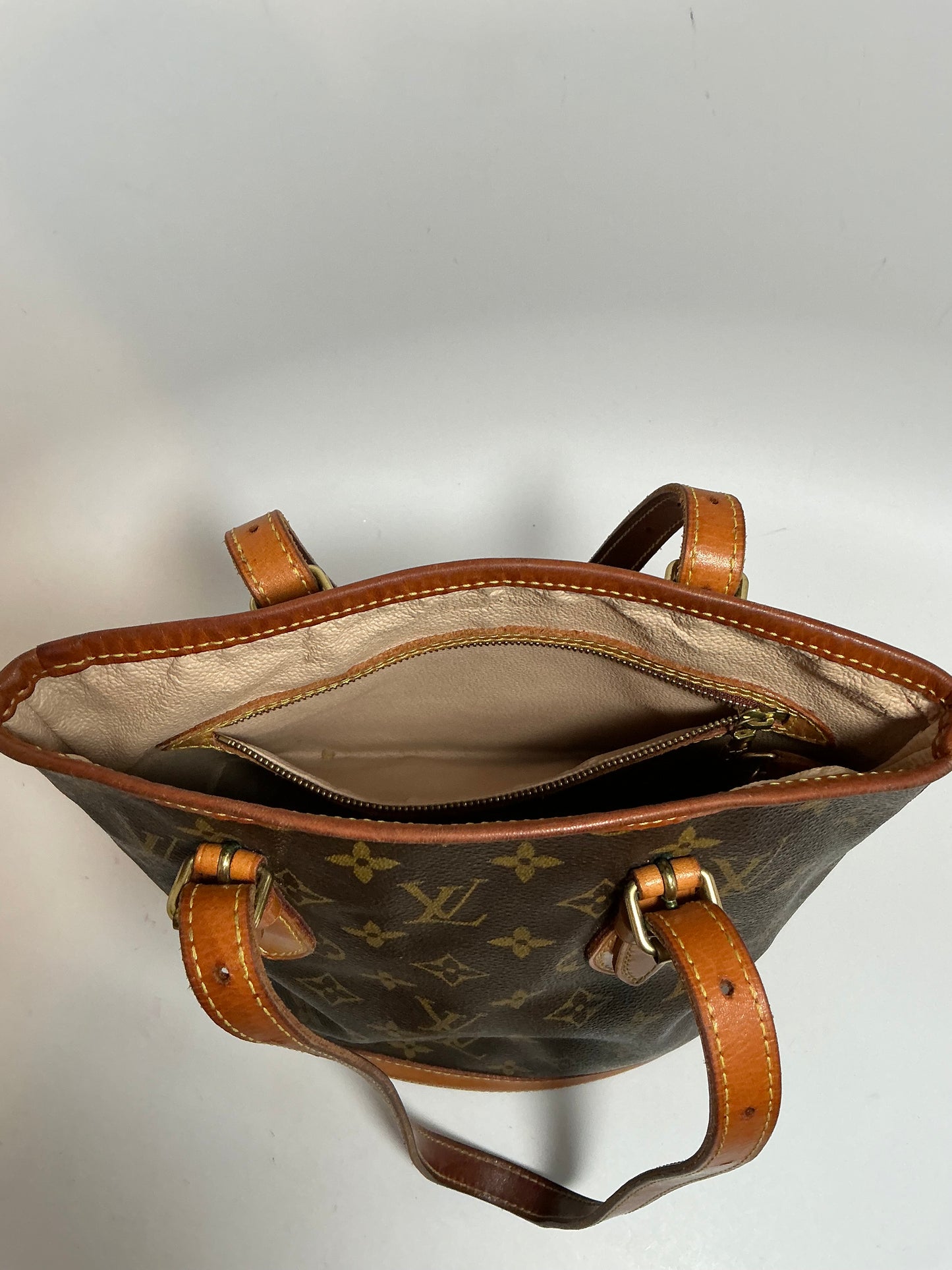 Louis Vuitton Monogram Petit Bucket Bag Tote