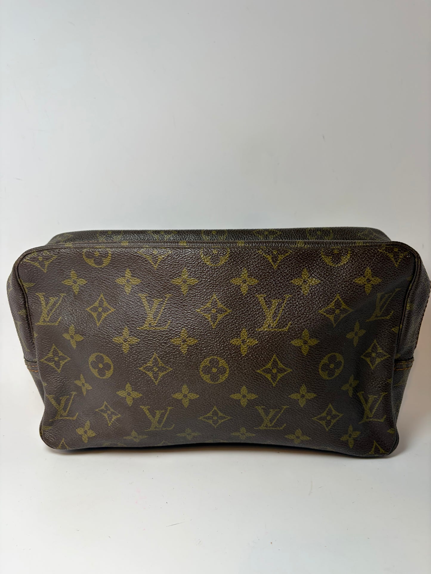 Louis Vuitton Trousse 28 Monogram Pouch/Toiletry Bag