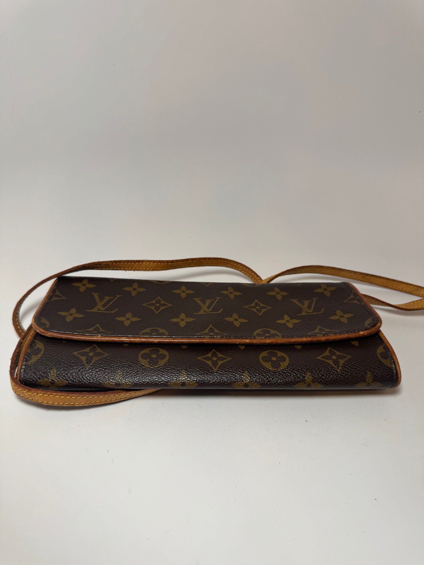 Louis Vuitton Twin Pochette GM in Monogram Crossbody