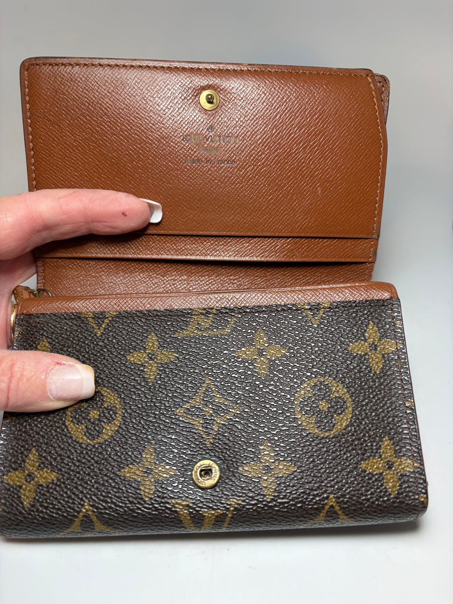 Louis Vuitton Porte-Monnaie Tressor Monogram Wallet