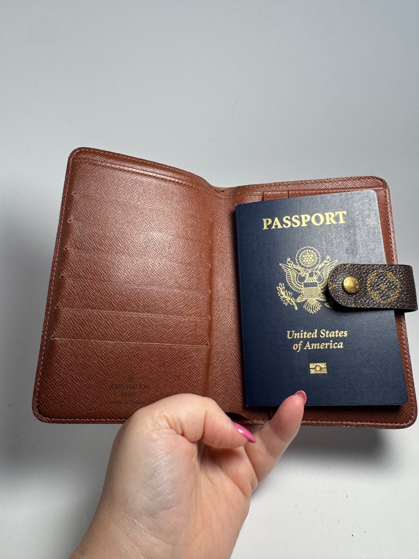 Louis Vuitton Porte Papier Wallet/Passport Holder in Monogram Made in France in December 2000