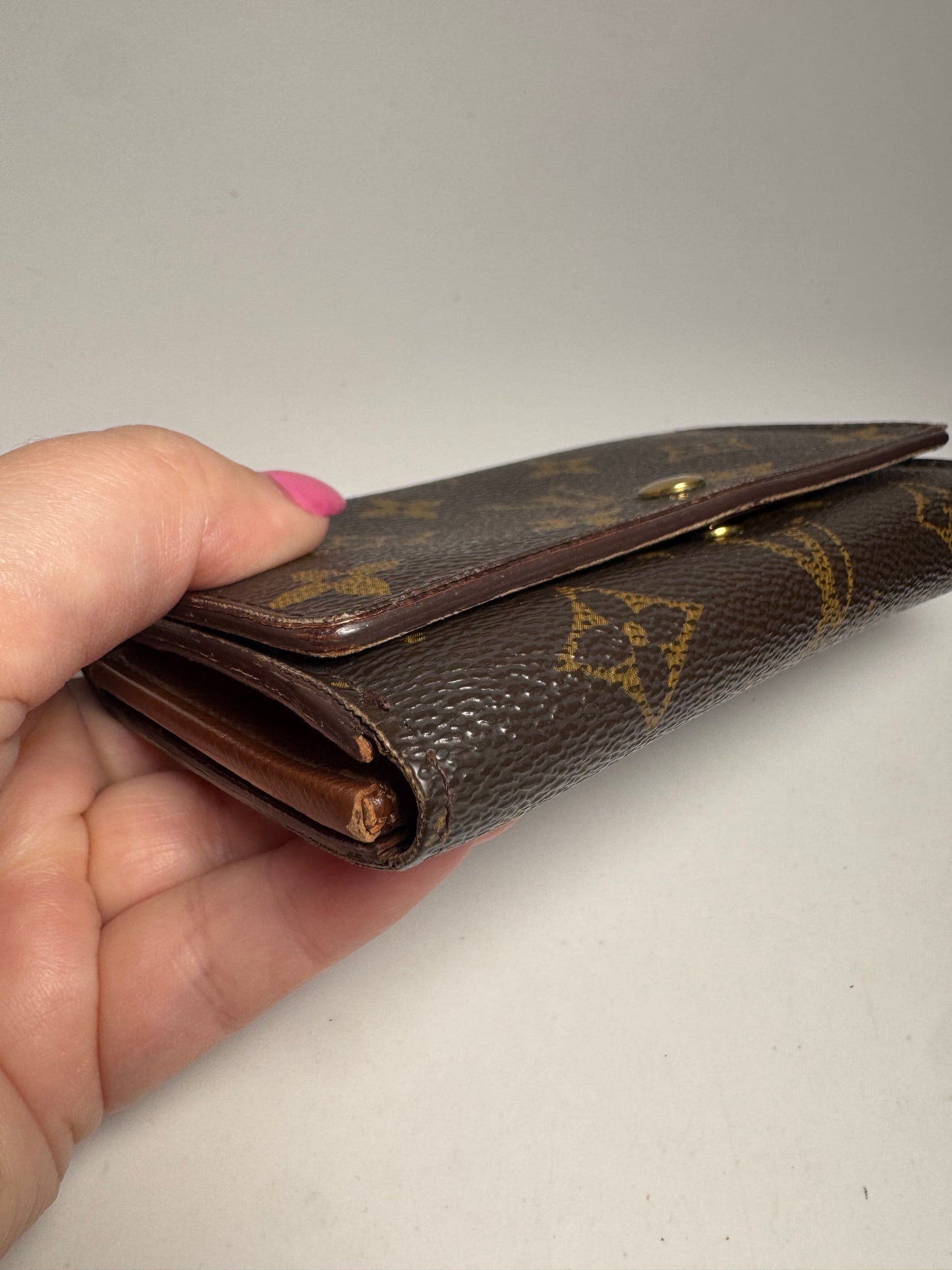 Louis Vuitton Porte Monnaie Tresor Monogram Compact Wallet