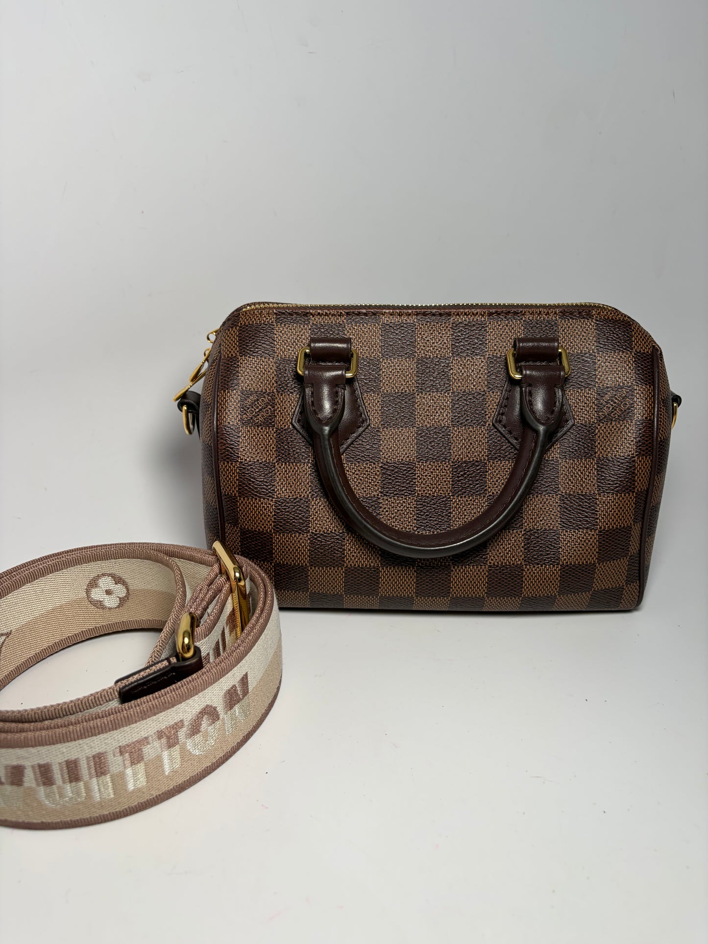 Louis Vuitton Speedy 20 Bandouliere Damier Ebene w/COA, dust bag & box