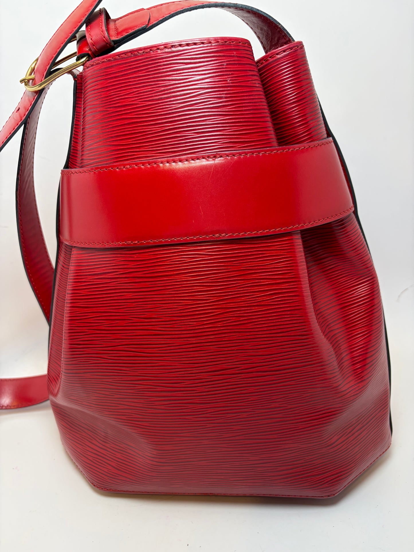 Louis Vuitton Sac D’Epaule PM Castillan red epi leather shoulder bag