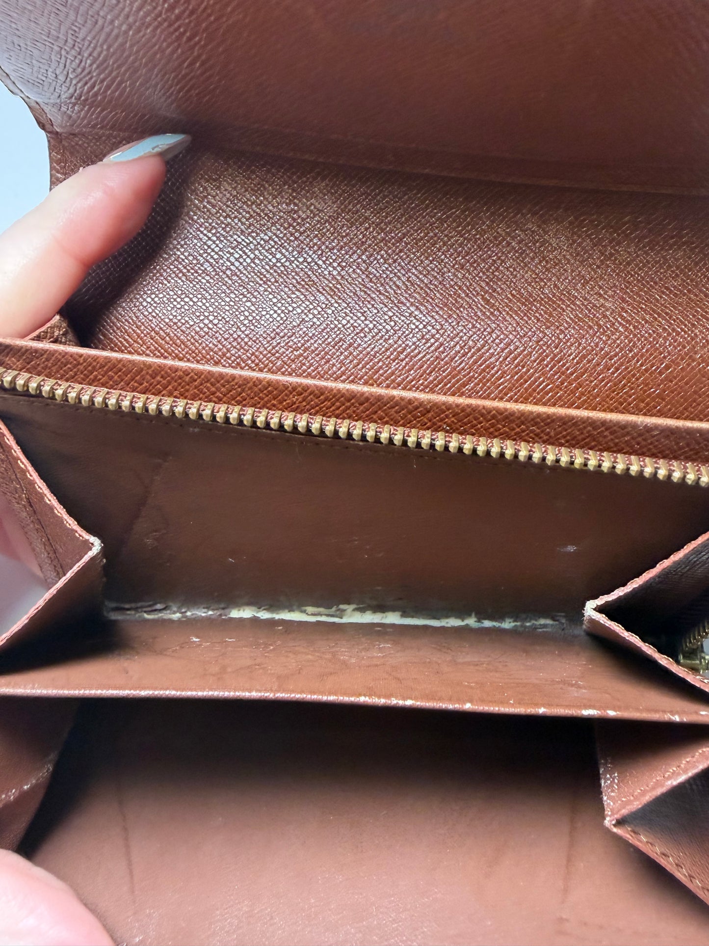 Louis Vuitton Porte Monnaie Billets Tressor Monogram Wallet