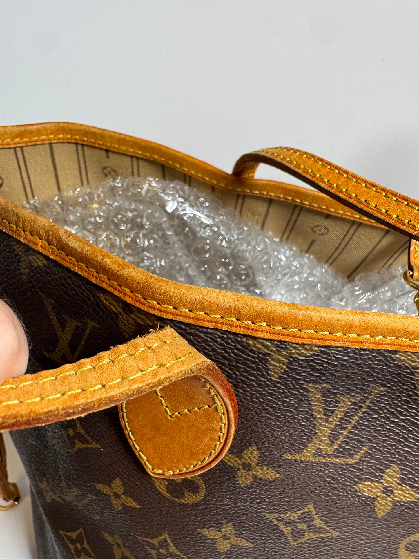 Louis Vuitton Neverfull MM Monogram Tote Bag