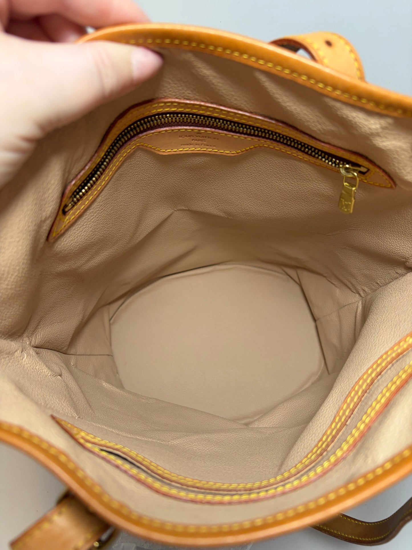Louis Vuitton Bucket GM Tote Monogram