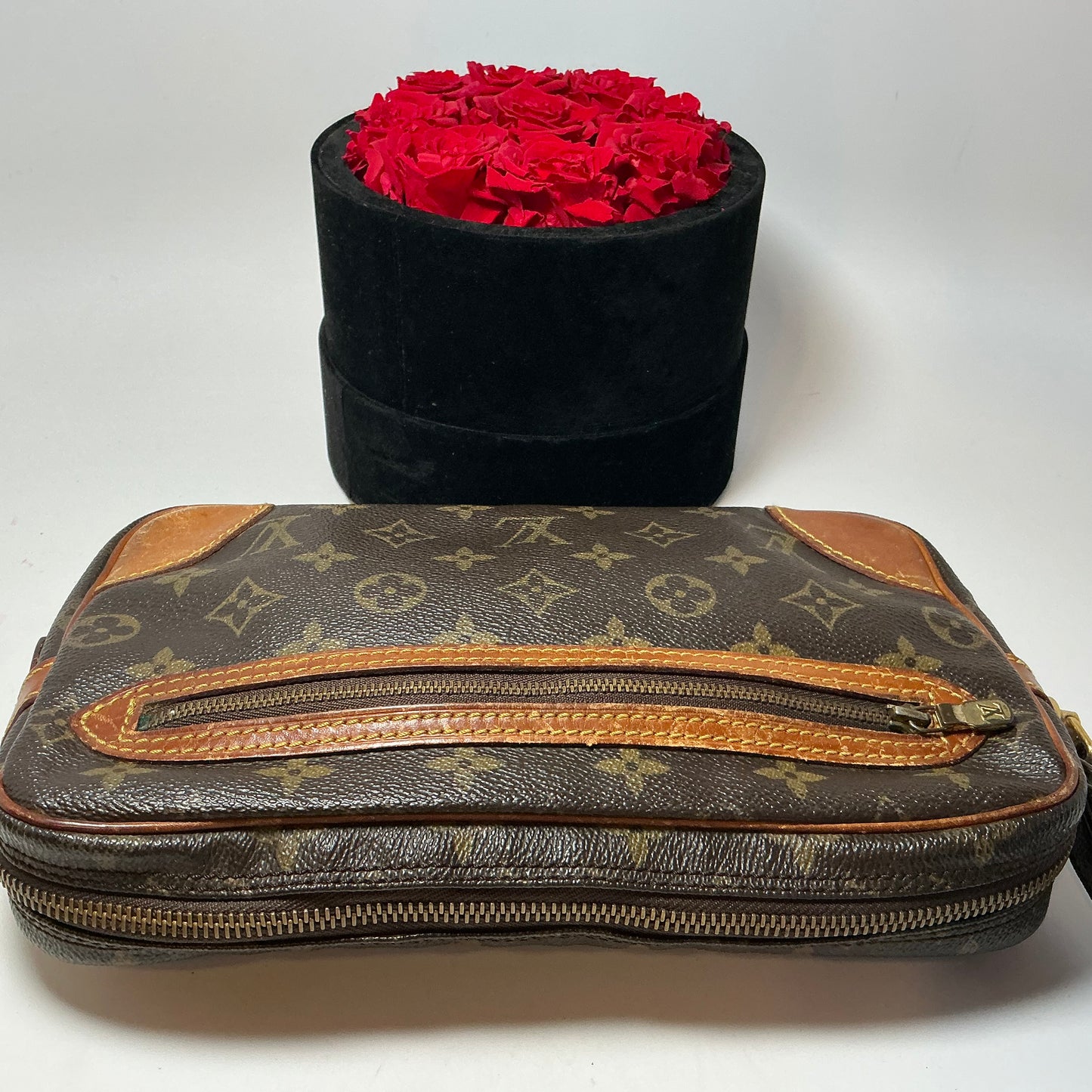 Louis Vuitton Marley Draggone Clutch Monogram Travel Bag/Clutch