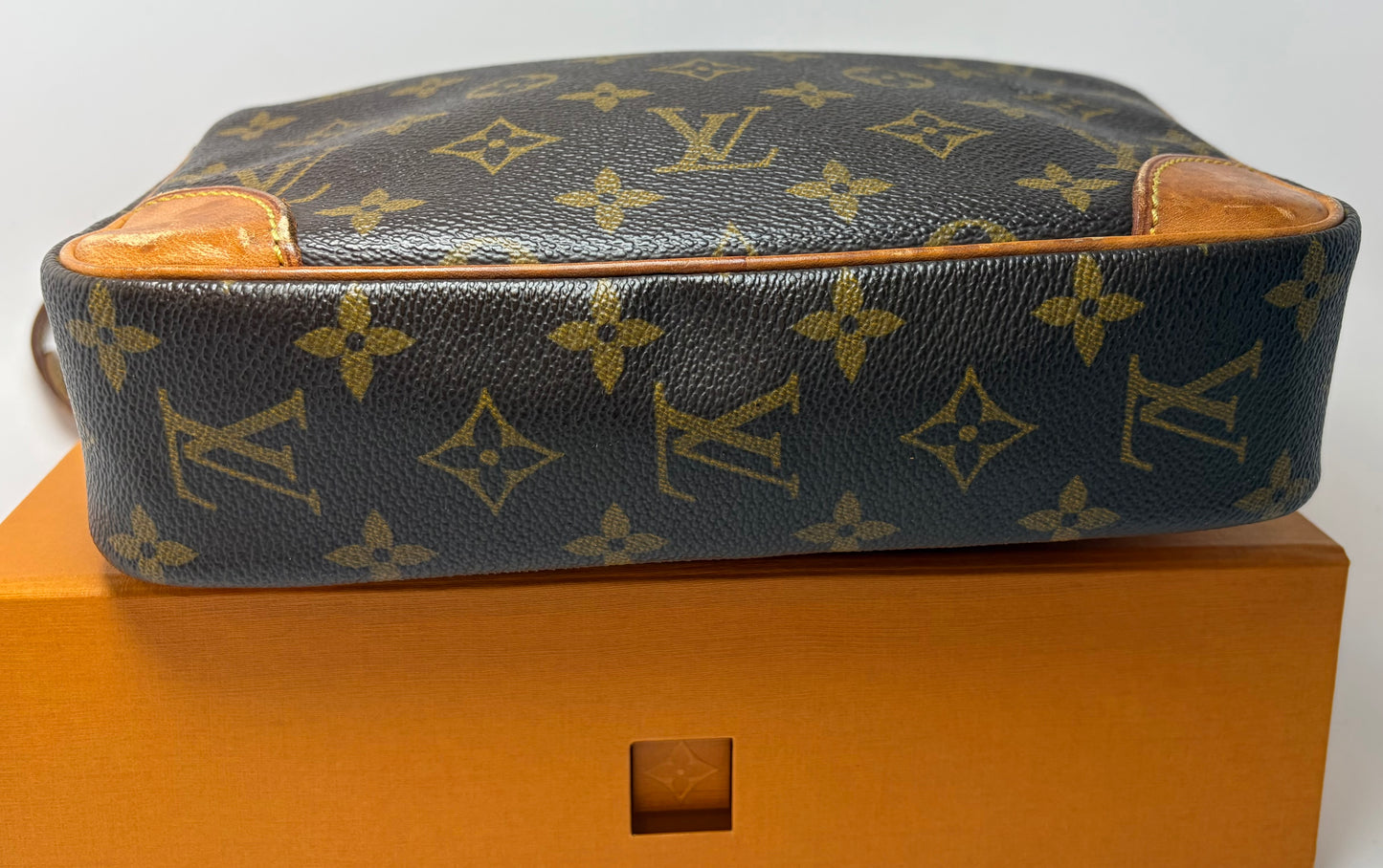 Louis Vuitton Trocadero 23 monogram crossbody
