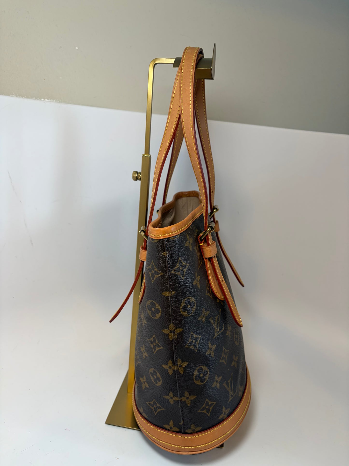 Louis Vuitton Petite Bucket Bag PM Monogram Tote/Shoulder Bag