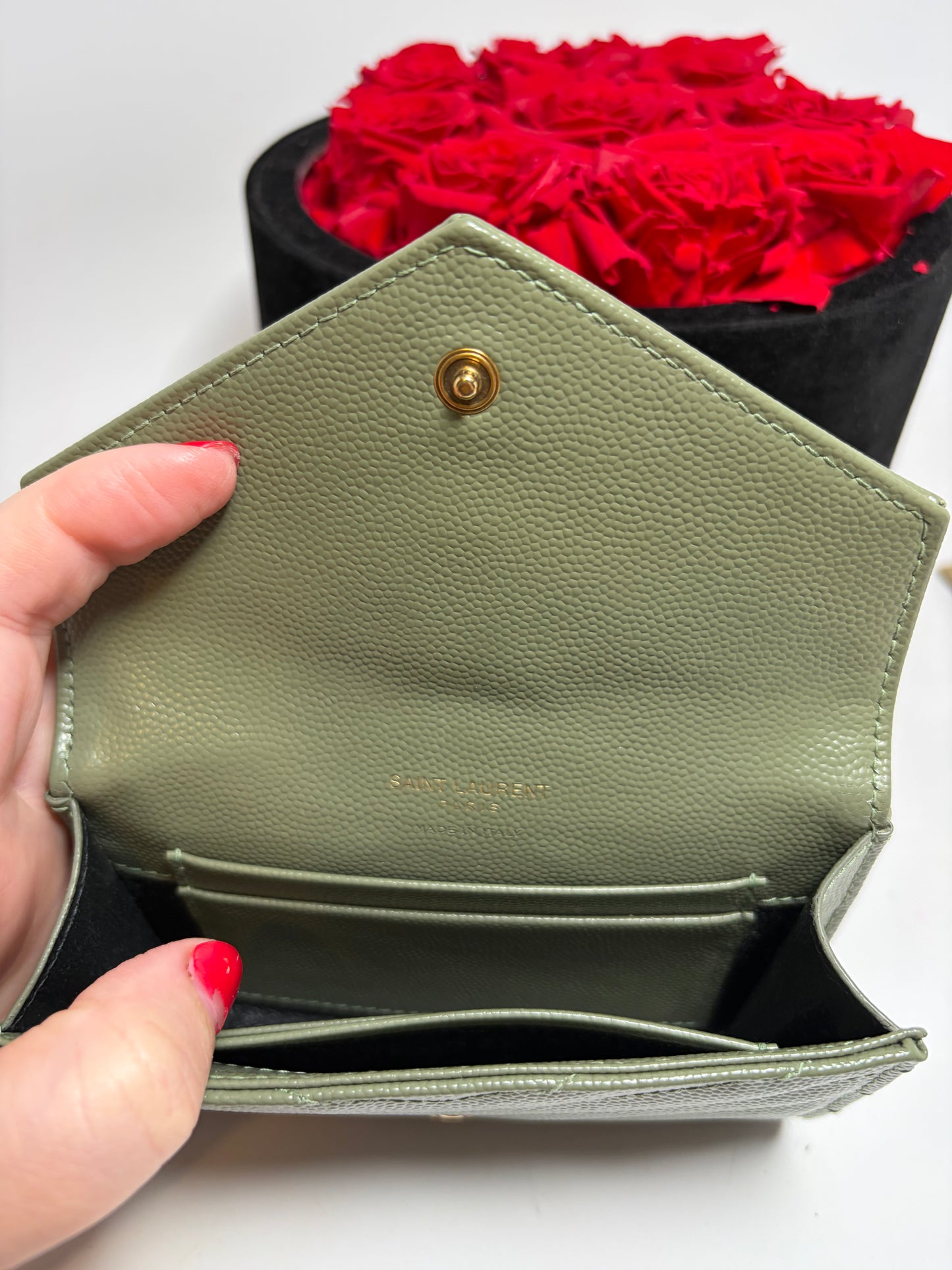 Saint Laurent Grain De Poudre Matelasse Chevron Small Envelope Wallet Light Sage 2022