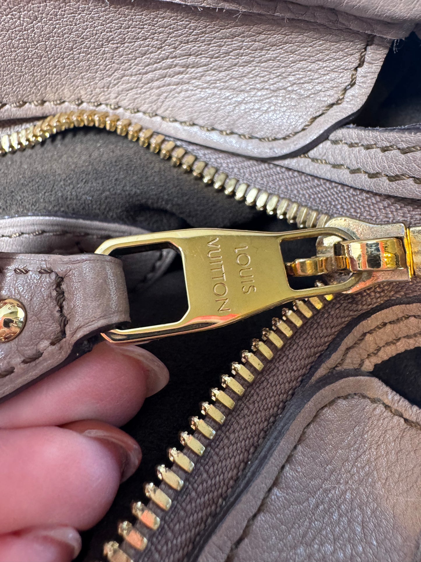 Louis Vuitton Mahina Stellar PM
