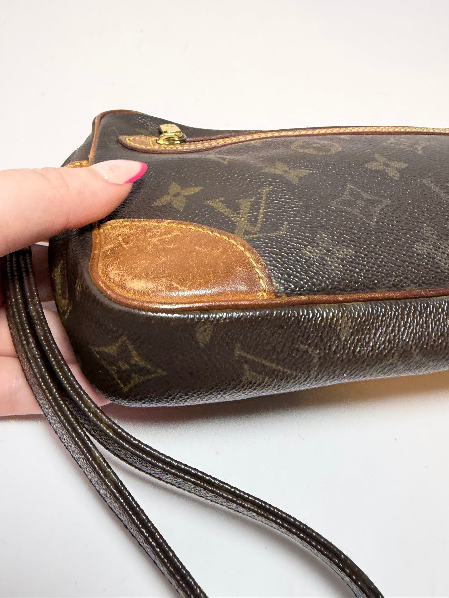Louis Vuitton Marly Draggone GM Clutch