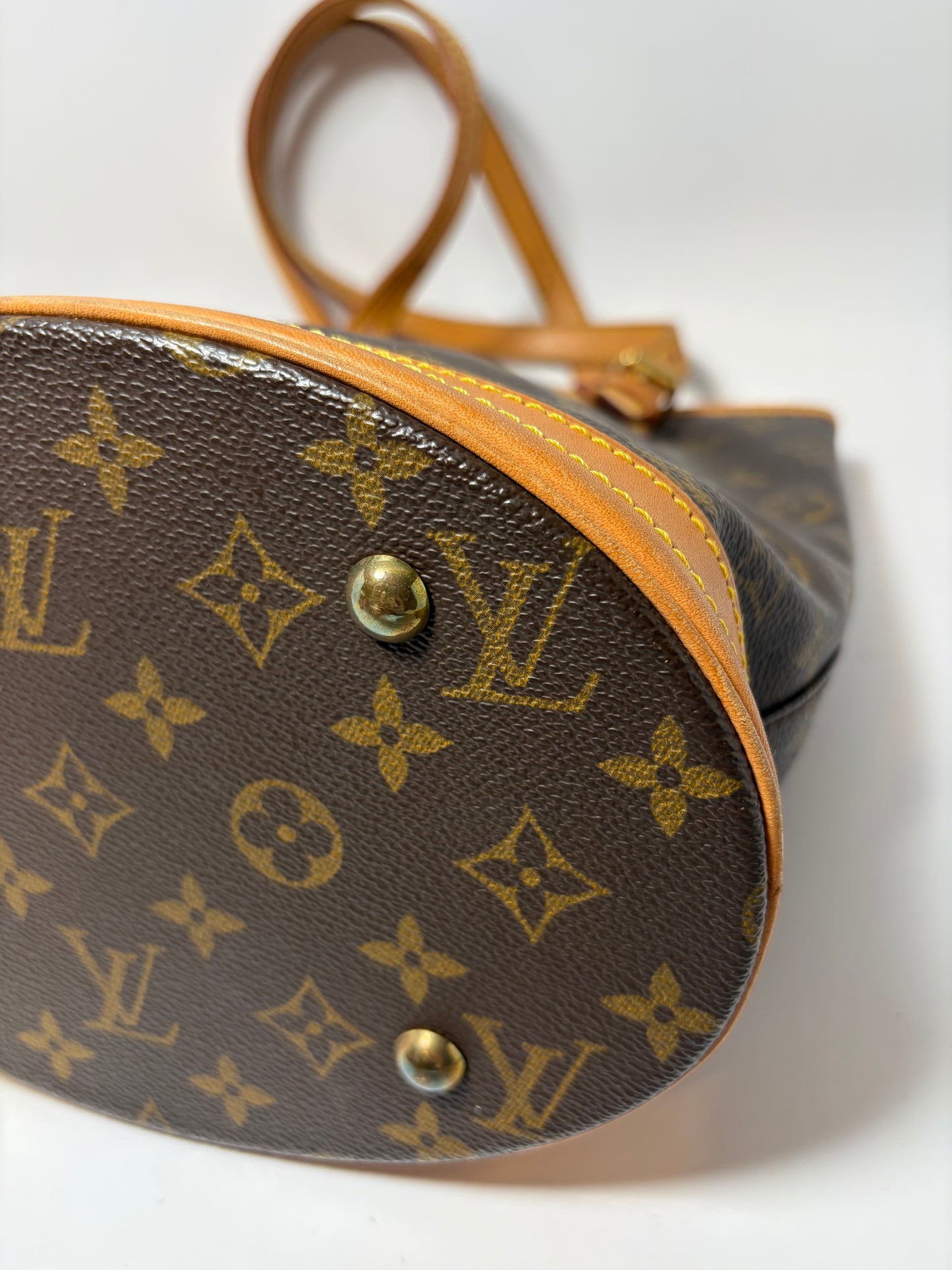 Louis Vuitton Petit Bucket PM Monogram Tote/Shoulder Bag
