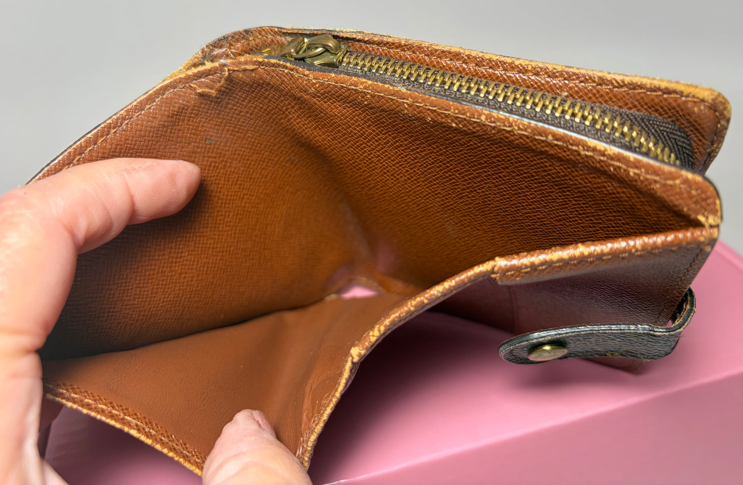 Louis Vuitton Zippy monogram compact wallet