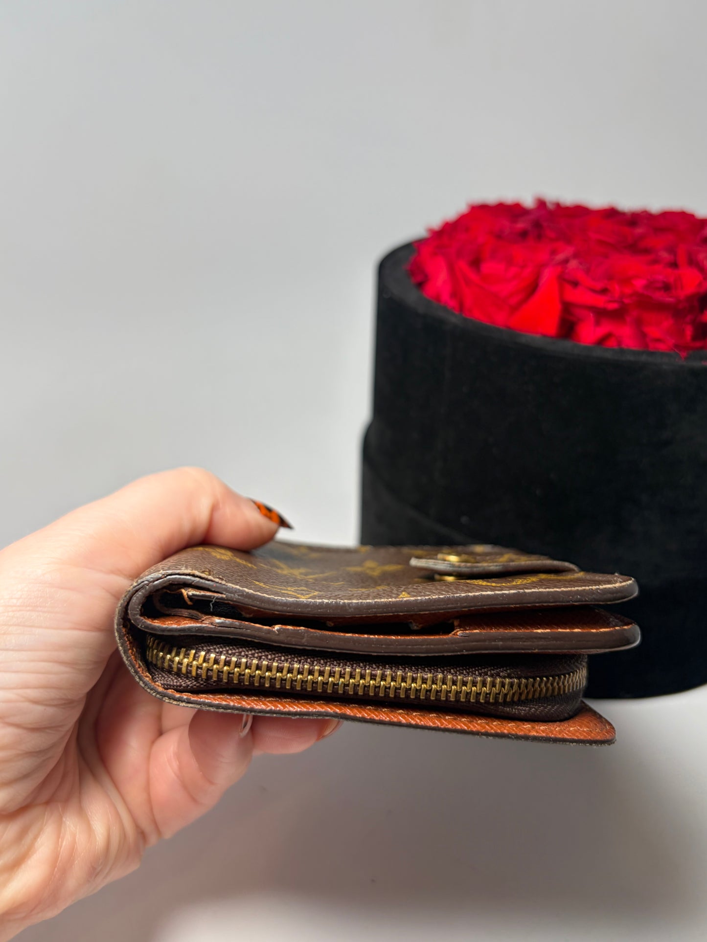 Louis Vuitton Monogram Zippy Compact Wallet Date code