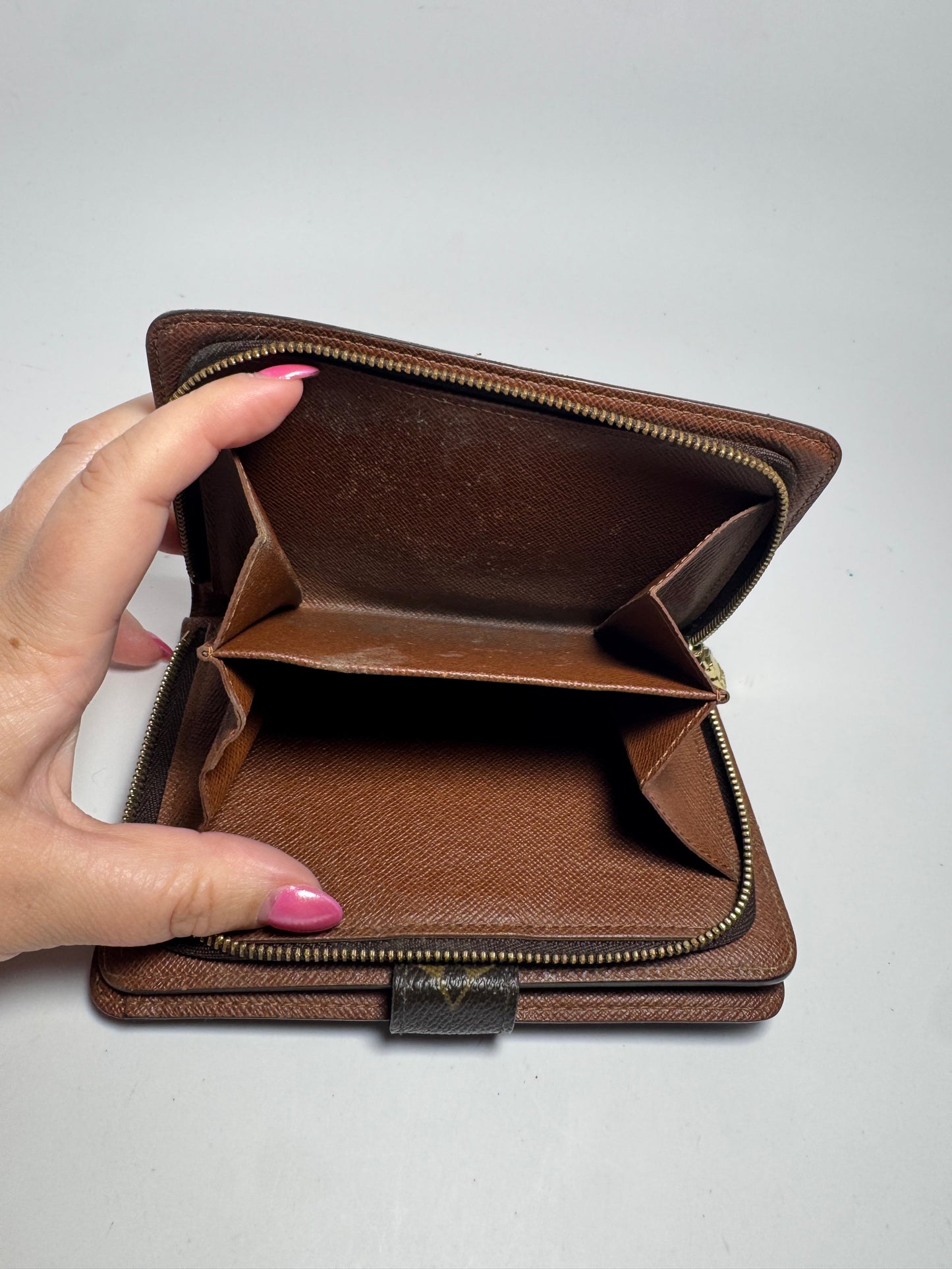 Louis Vuitton Porte Papier Wallet/Passport Holder in Monogram Made in France October 2006