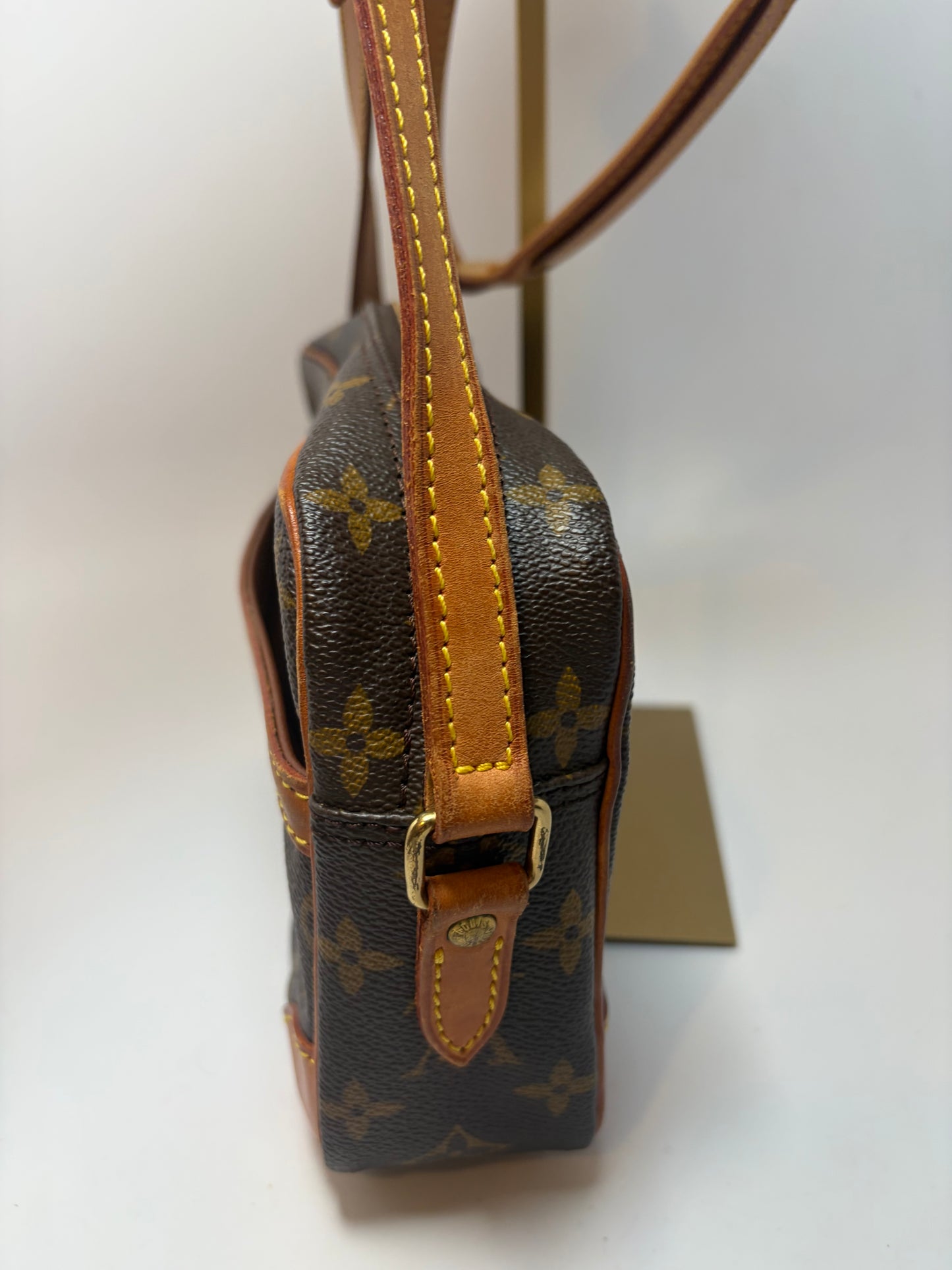 Louis Vuitton Trocadero 27 Monogram Crossbody