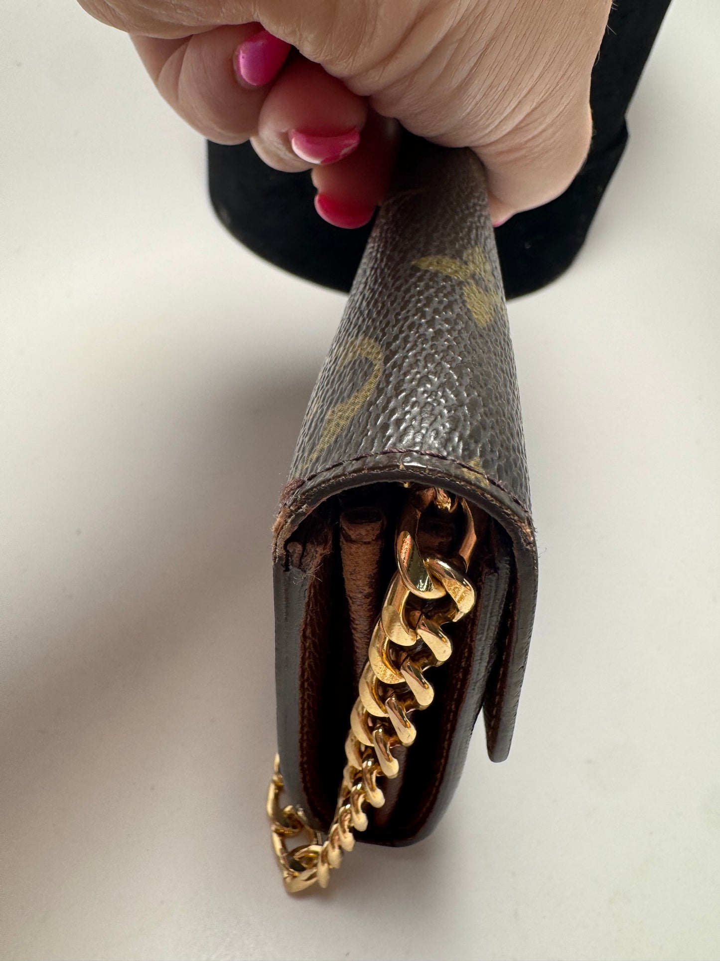 Louis Vuitton Sarah Monogram Wallet on Chain