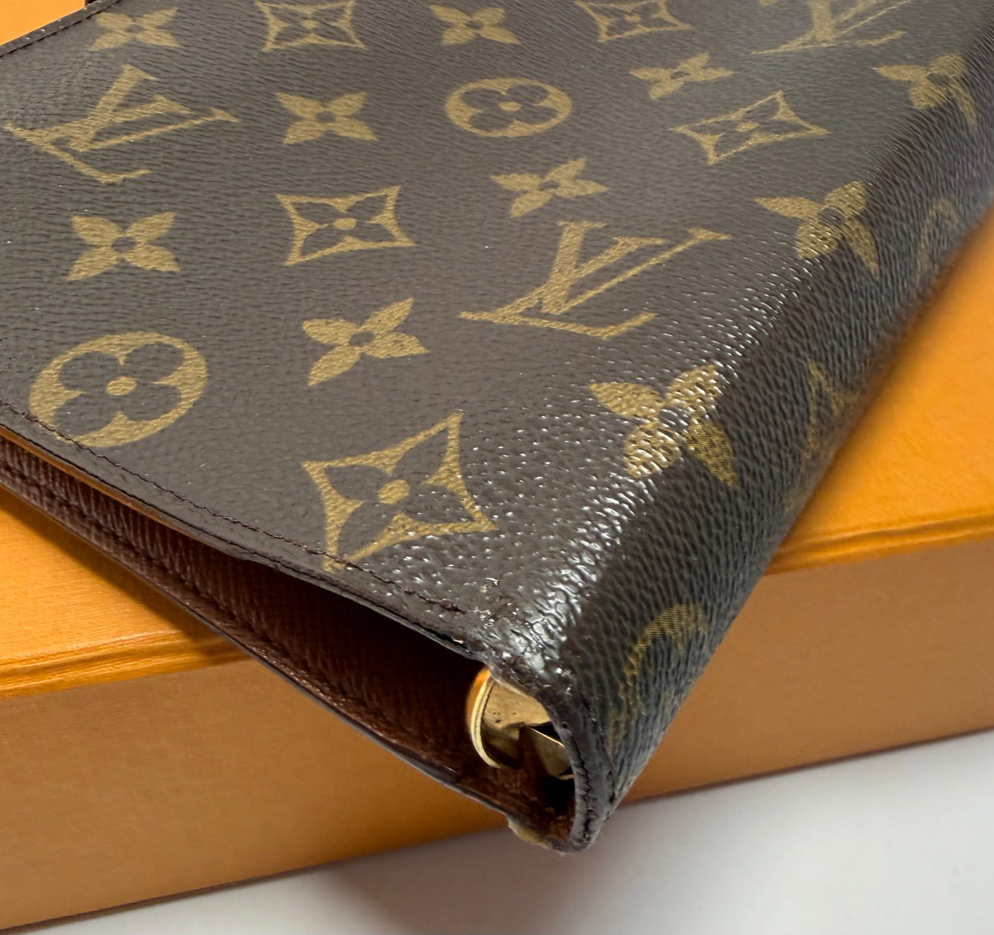 Louis Vuitton Agenda MM Monogram
