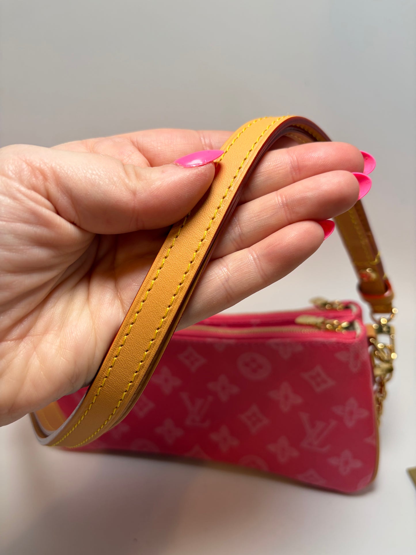 Louis Vuitton Liv Pochette Rose Ruban Monogram Shoulder Bag/Crossbody