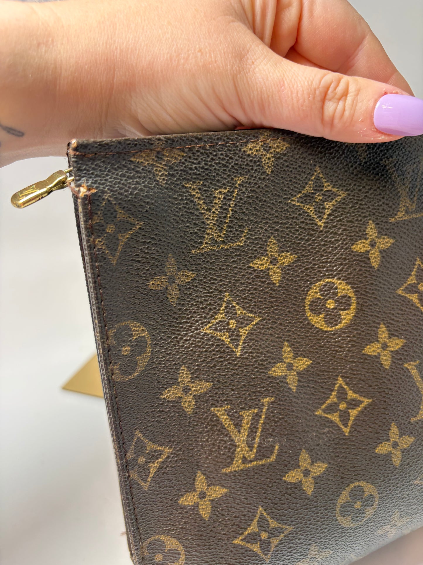Louis Vuitton Toiletry Pouch 26 Monogram