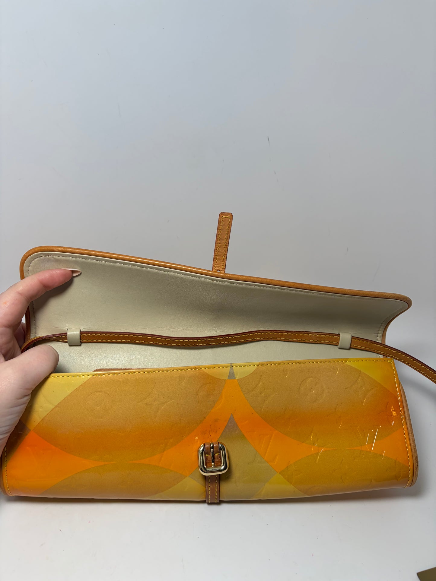 Louis Vuitton Monogram Vernis Fleurs Pochette Vintage Crossbody