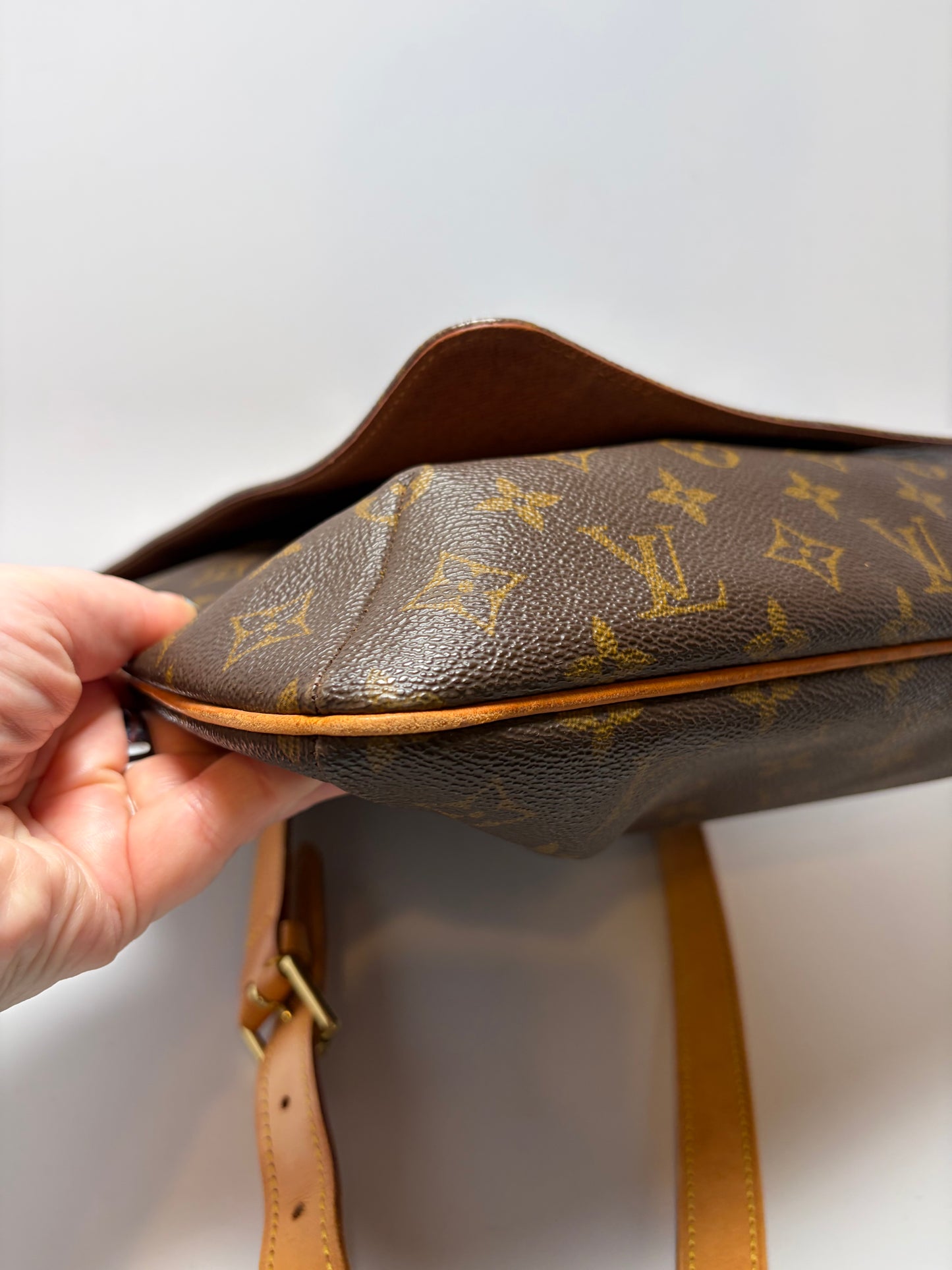 Louis Vuitton Musette Salsa GM Monogram Crossbody/Shoulder Bag