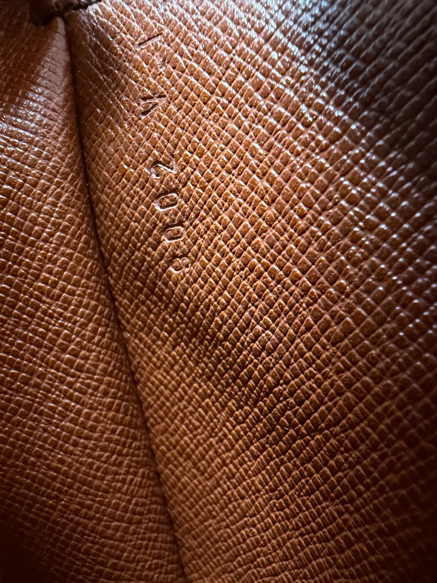 Louis Vuitton Saint Cloud GM Monogram Crossbody