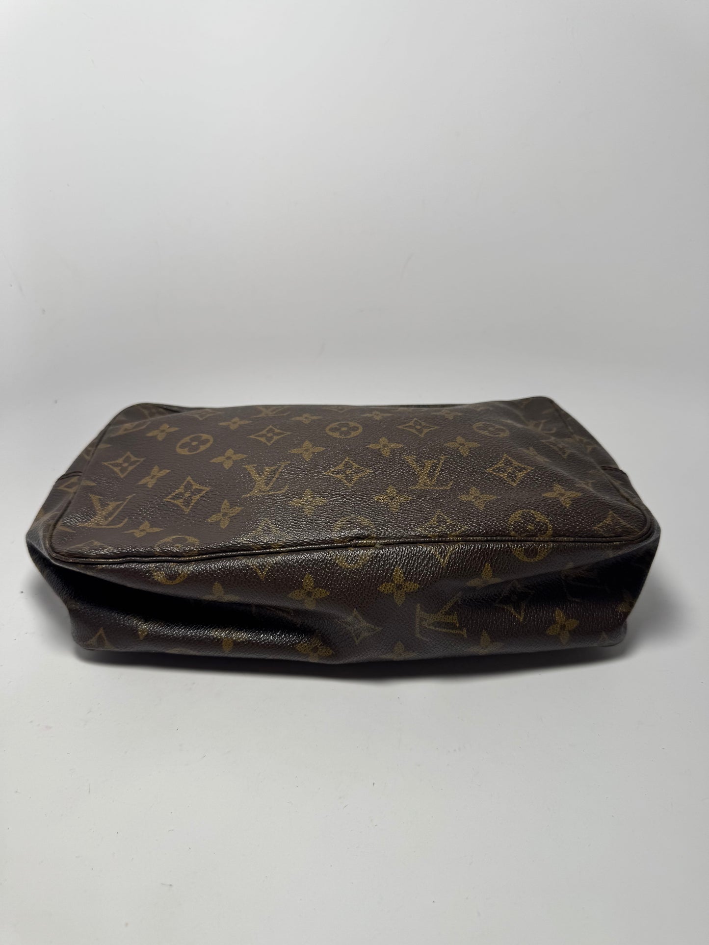 Louis Vuitton Trousse Monogram Makeup Bag/Toiletry Bag