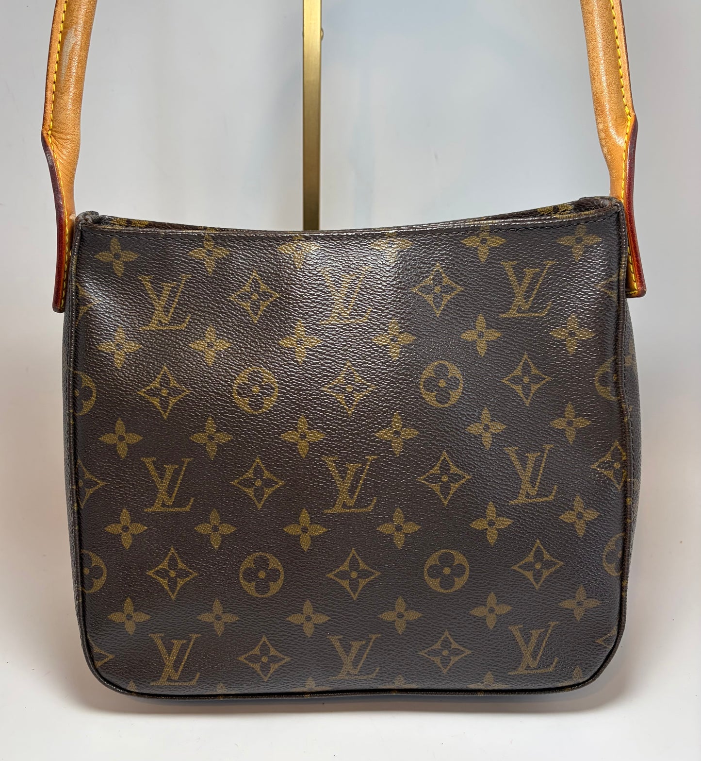 Louis Vuitton Looping MM Monogram Shoulder Bag
