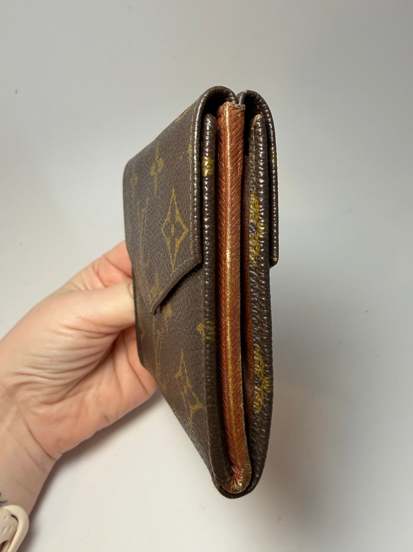 Louis Vuitton Elise Monogram Wallet- Pre Date Code, Made in France