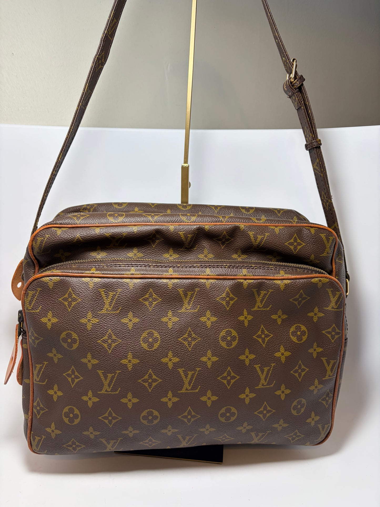 Louis Vuitton Nile GM Monogram Shoulder Bag