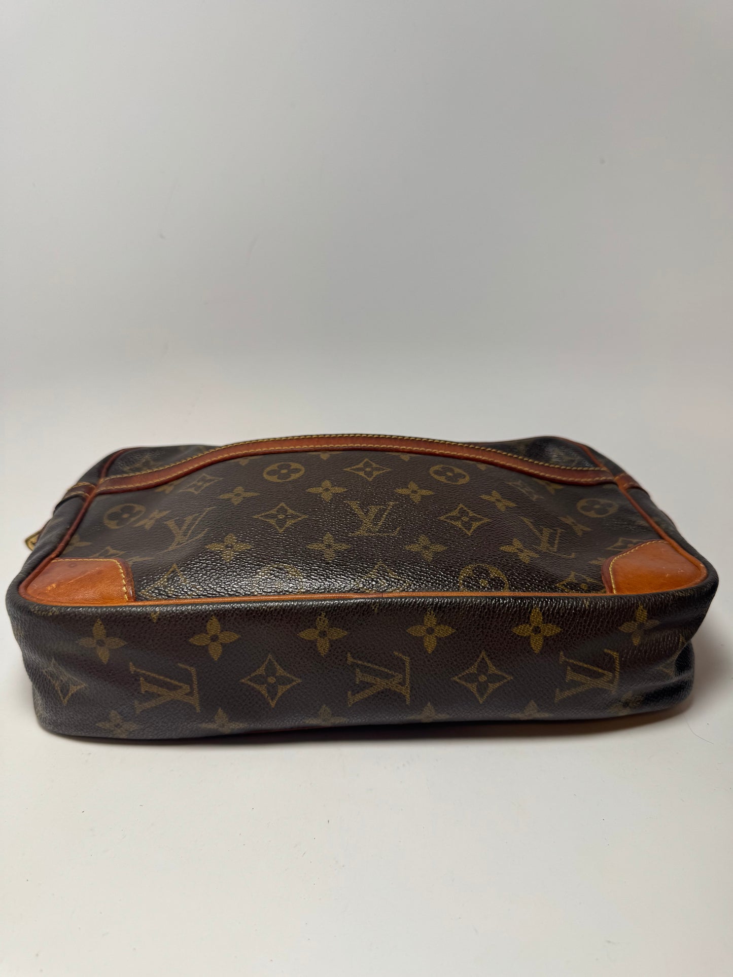 Louis Vuitton Compiegne 28 Pouch Monogram Toiletry Bag