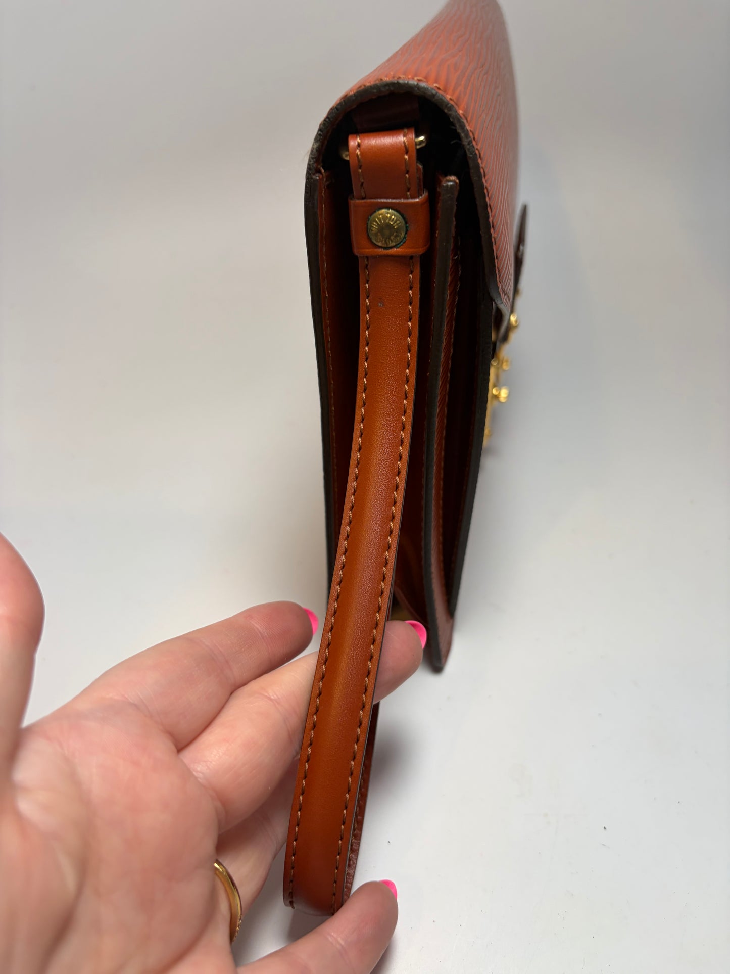 Louis Vuitton Pochette Sellier Draggone Clutch/Wristlet Kenyan Fawn Brown Epi Leather