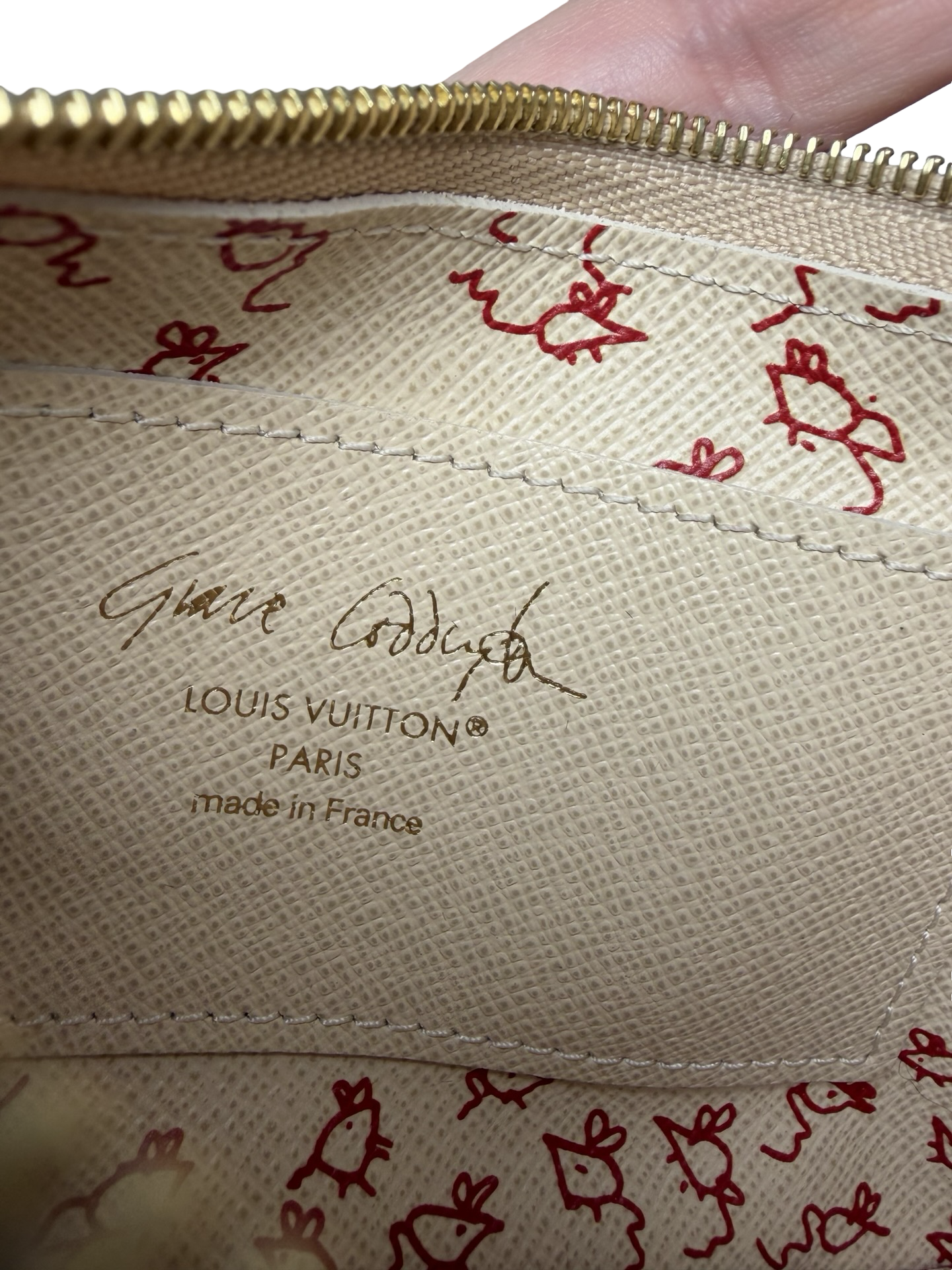 Louis Vuitton x Grace Coddington Meowgram Cat Key Pouch Small Size w/Cat motif zipper & design interior