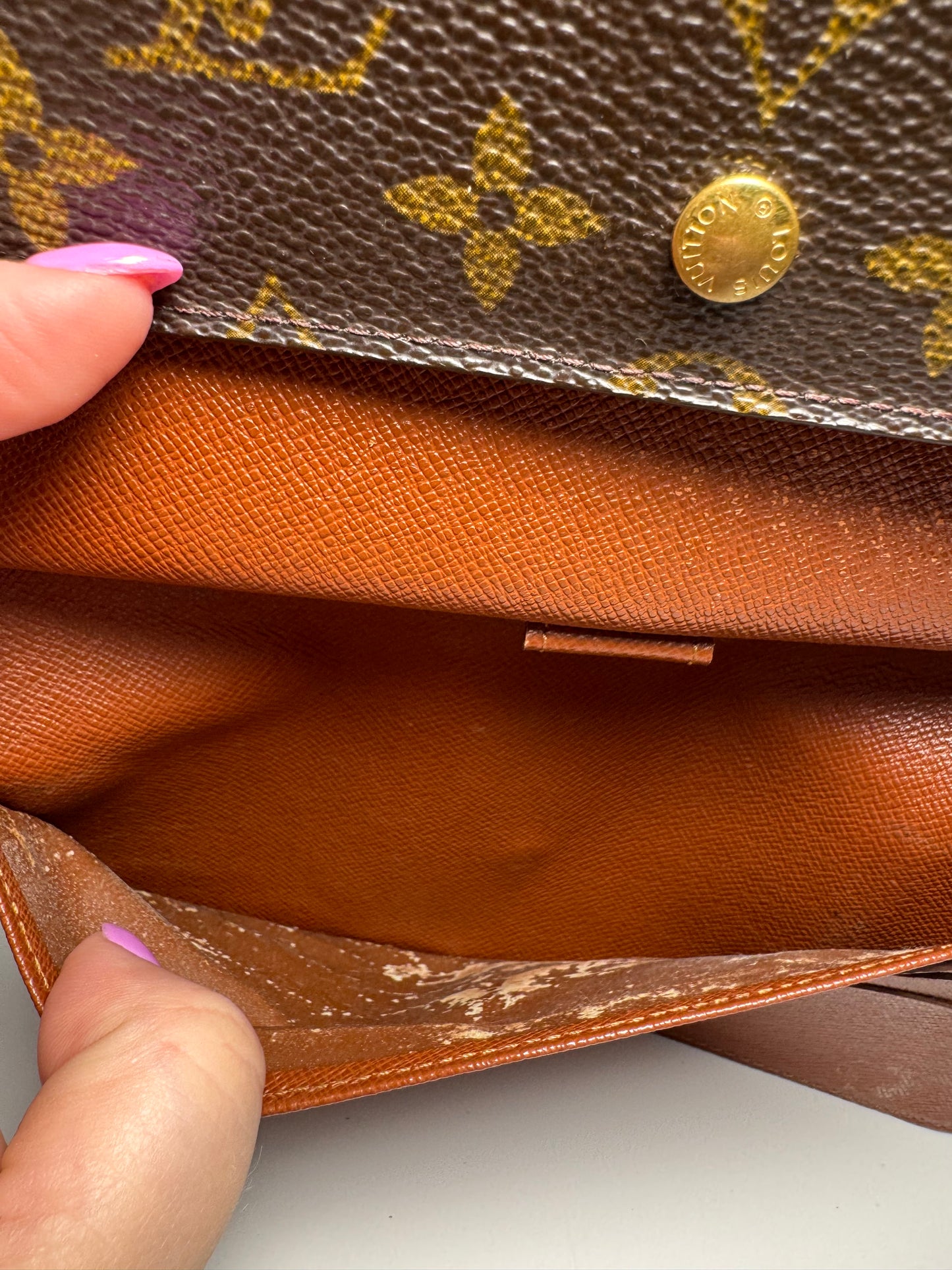 Louis Vuitton Monogram Sarah Wallet March 2000 in France- Fair condition