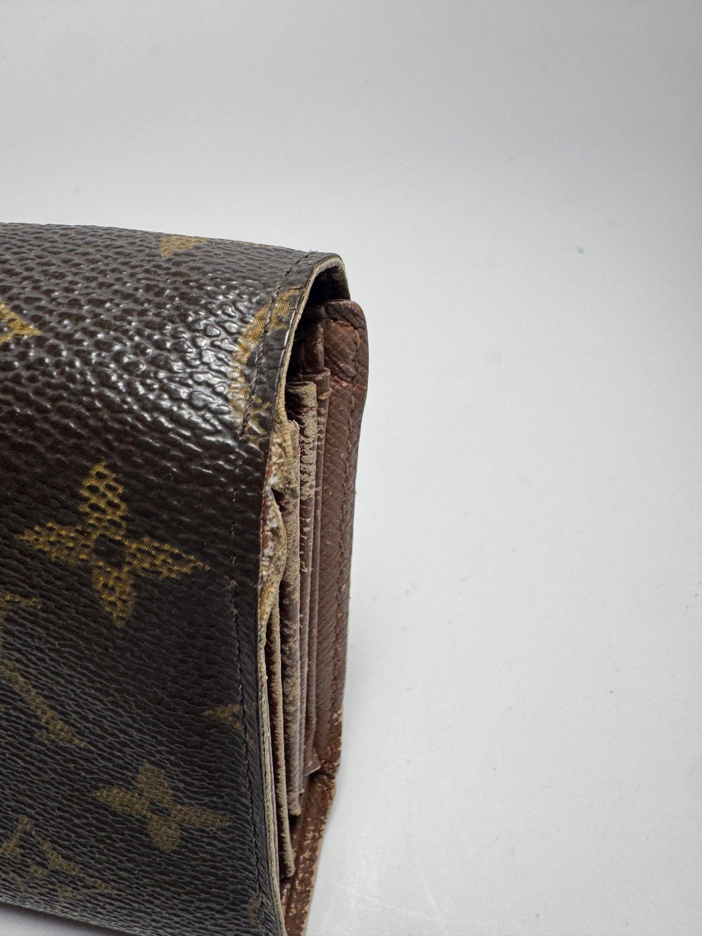 Louis Vuitton Alexandra Wallet Monogram Fair Condition Made in France 2007